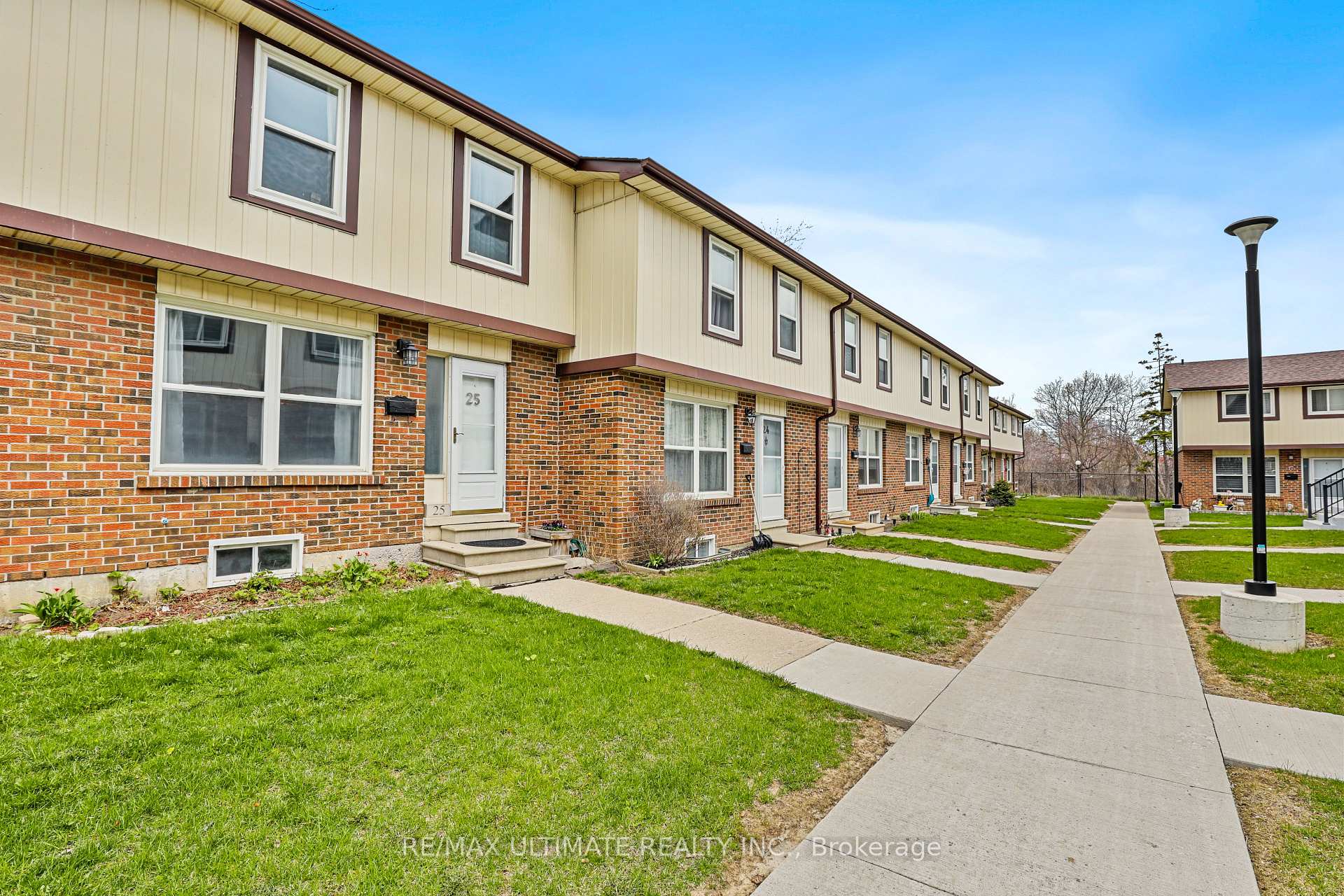 Photo 24 of Unit 25, 1230 Radom Street, Pickering, Bay Ridges — HOMEH