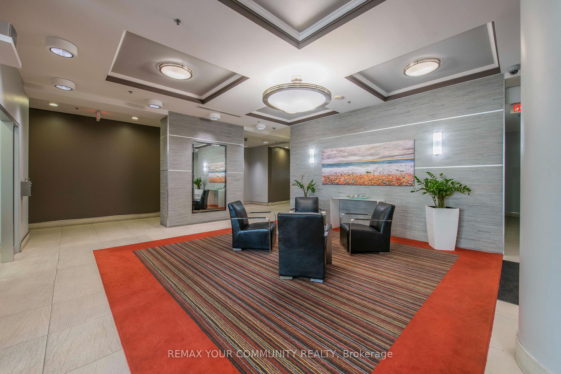 Photo 3 of Unit 802, 70 Landry Street, Ottawa, Vanier — HOMEH