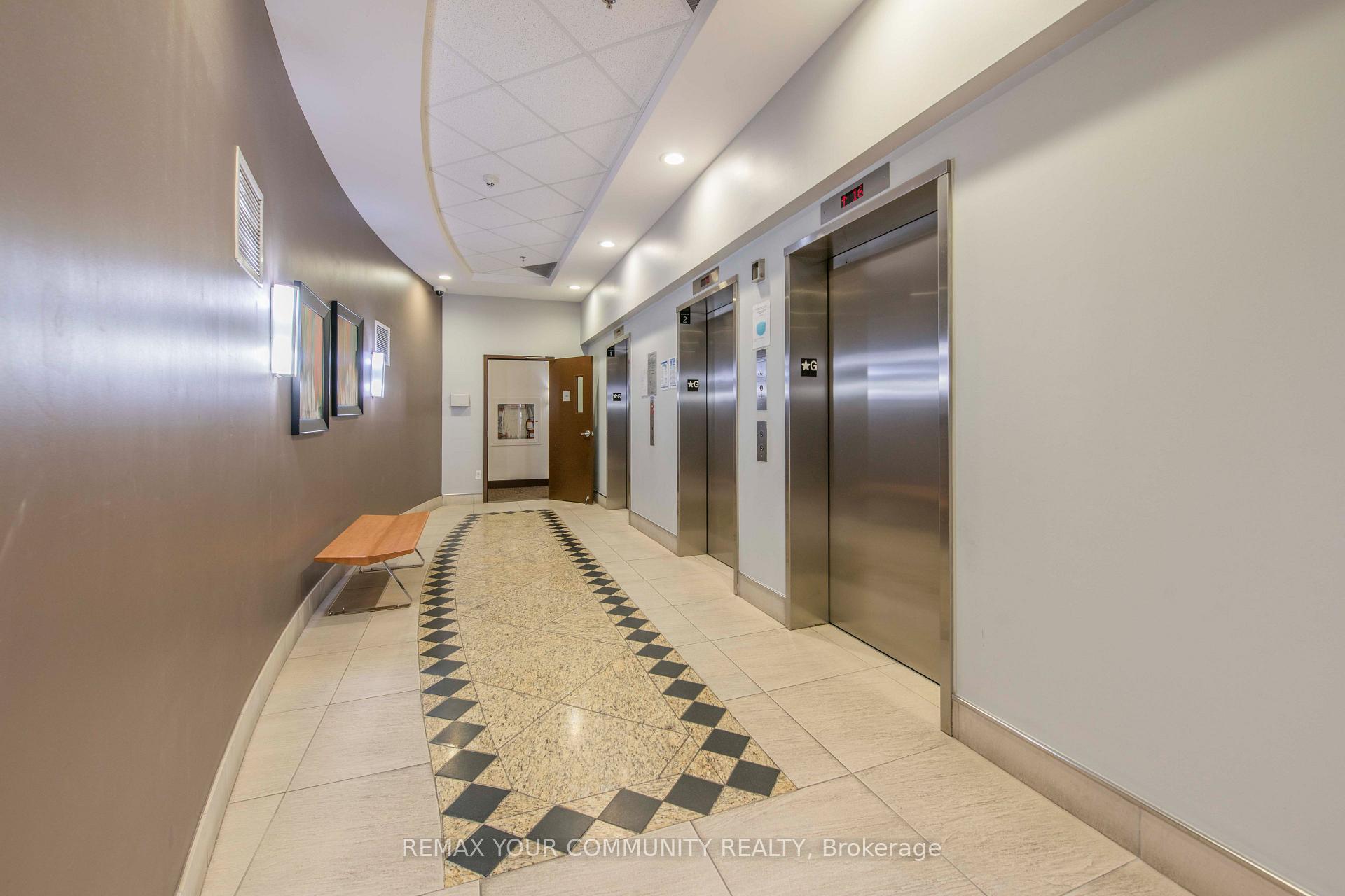Photo 4 of Unit 802, 70 Landry Street, Ottawa, Vanier — HOMEH