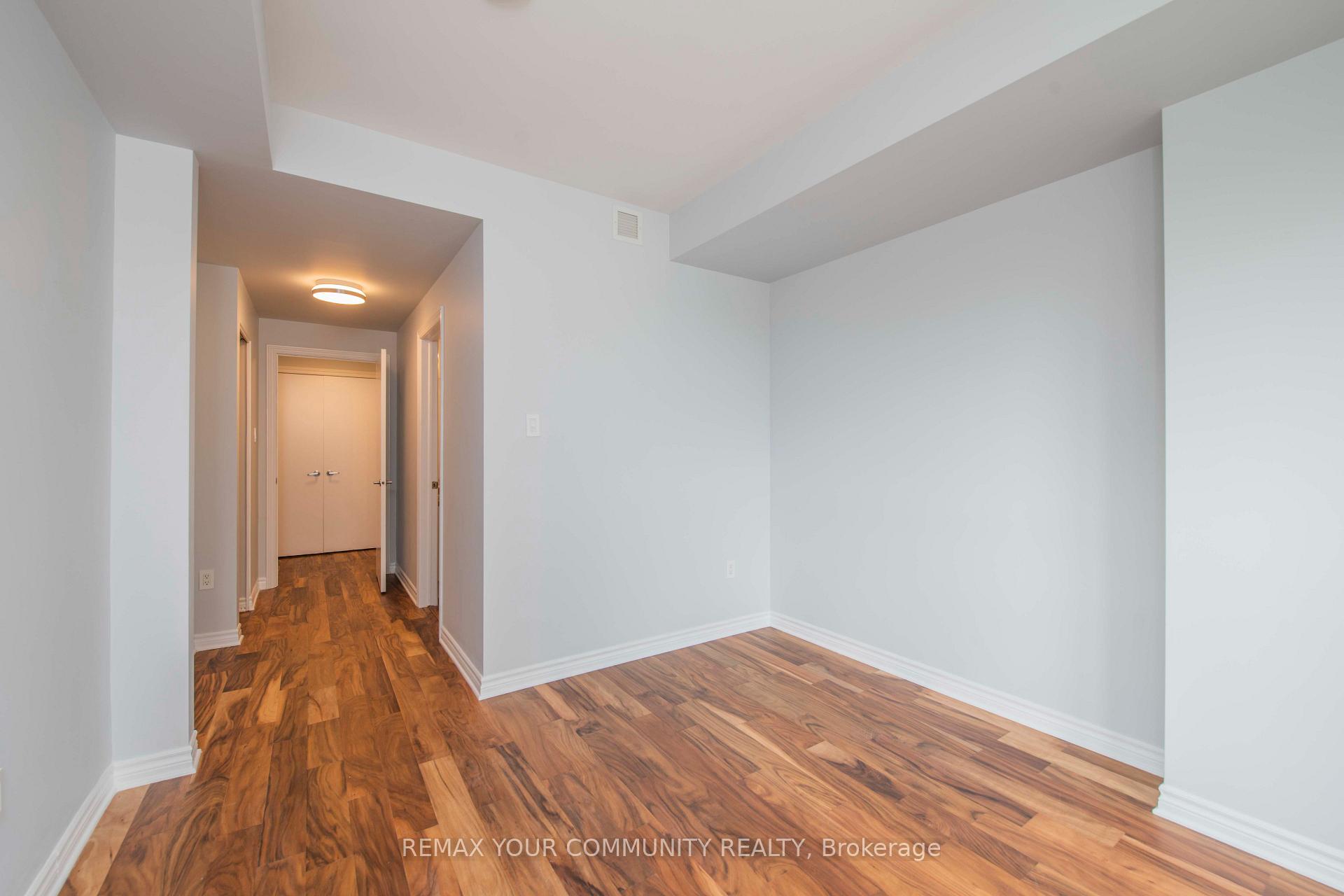 Photo 11 of Unit 802, 70 Landry Street, Ottawa, Vanier — HOMEH