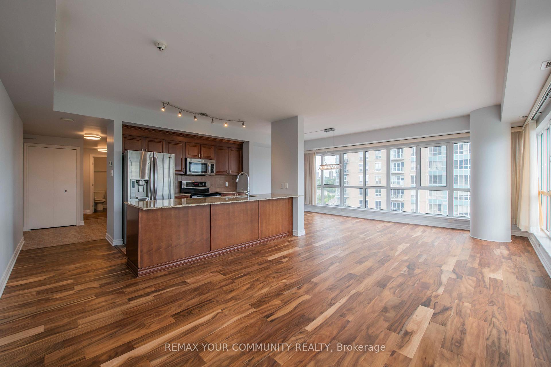 Photo 18 of Unit 802, 70 Landry Street, Ottawa, Vanier — HOMEH
