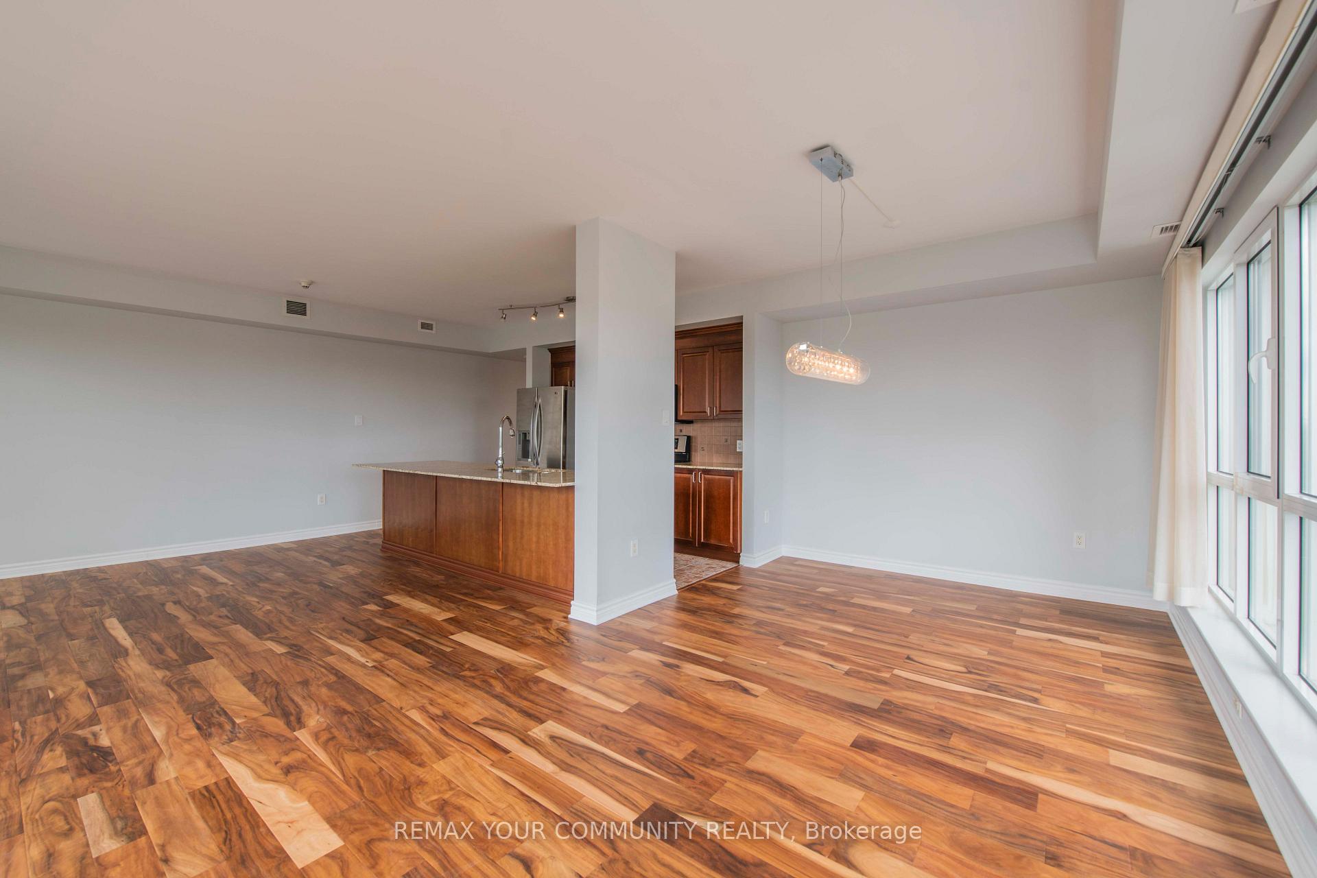 Photo 20 of Unit 802, 70 Landry Street, Ottawa, Vanier — HOMEH
