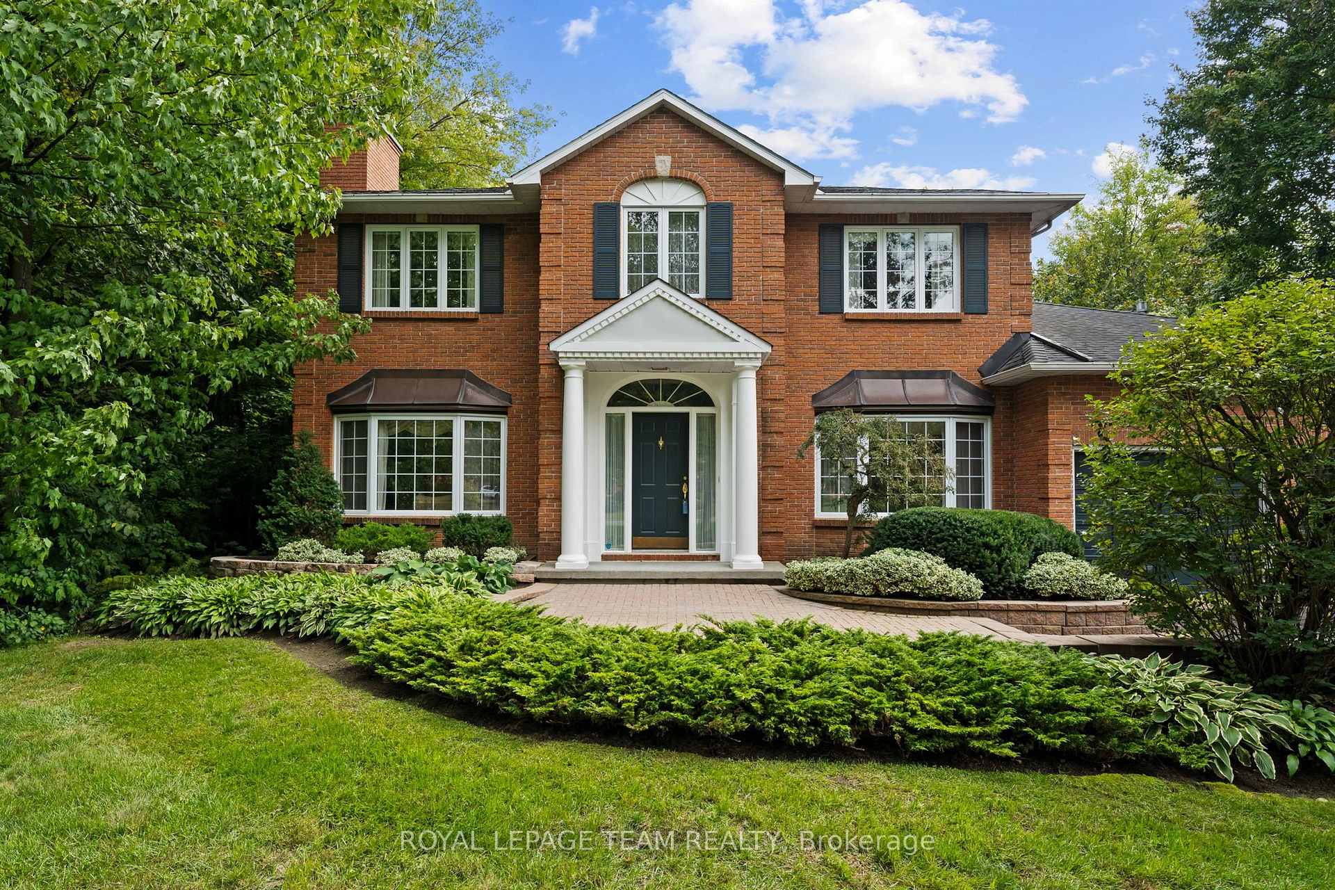 Photo 2 of 1264 Potter Drive, Ottawa, Manotick Village & Manotick Estates — HOMEH
