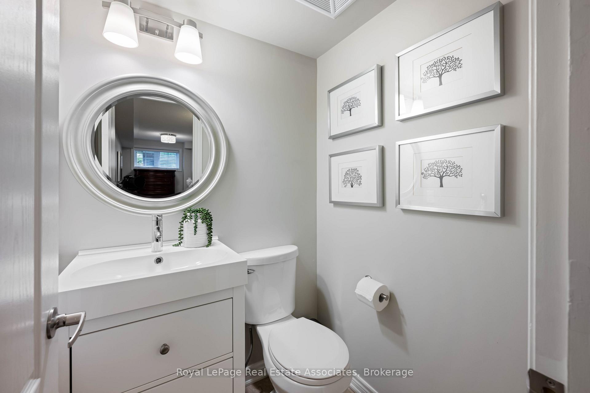 Photo 33 of Unit 16, 2563 Sixth Line, Oakville, River Oaks — HOMEH