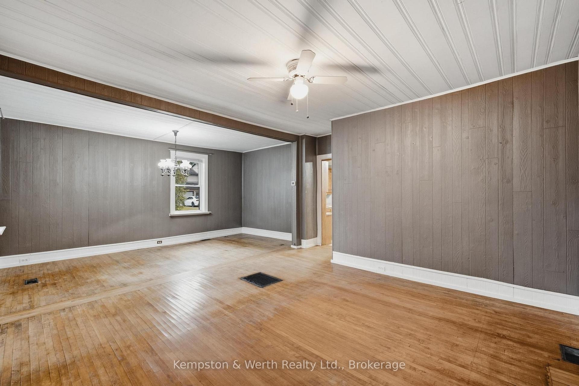 Photo 10 of 485 Wallace Avenue S, North Perth, Listowel — HOMEH