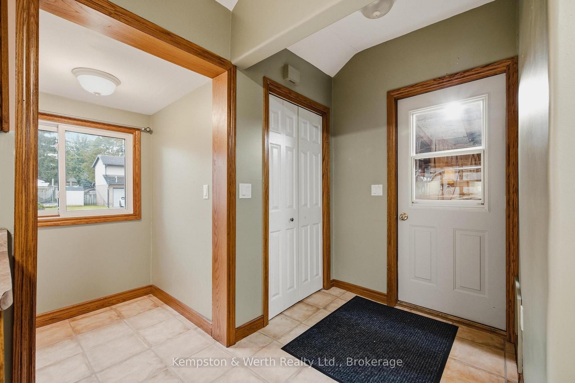 Photo 18 of 485 Wallace Avenue S, North Perth, Listowel — HOMEH