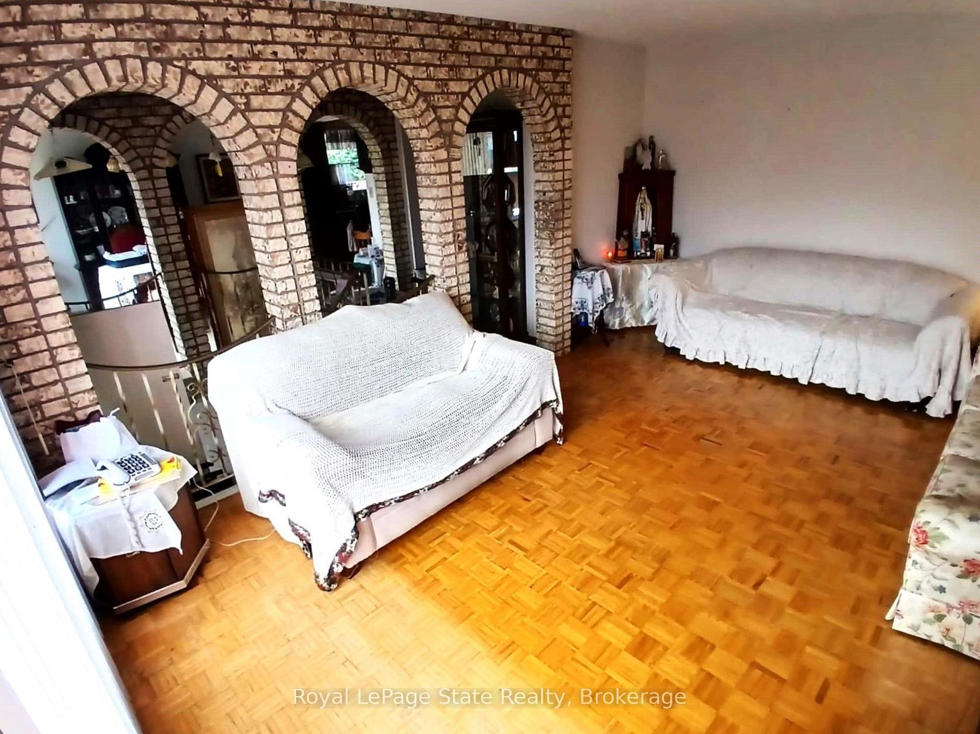 Photo 7 of 118 Craigroyston Road, Hamilton, Glenview — HOMEH