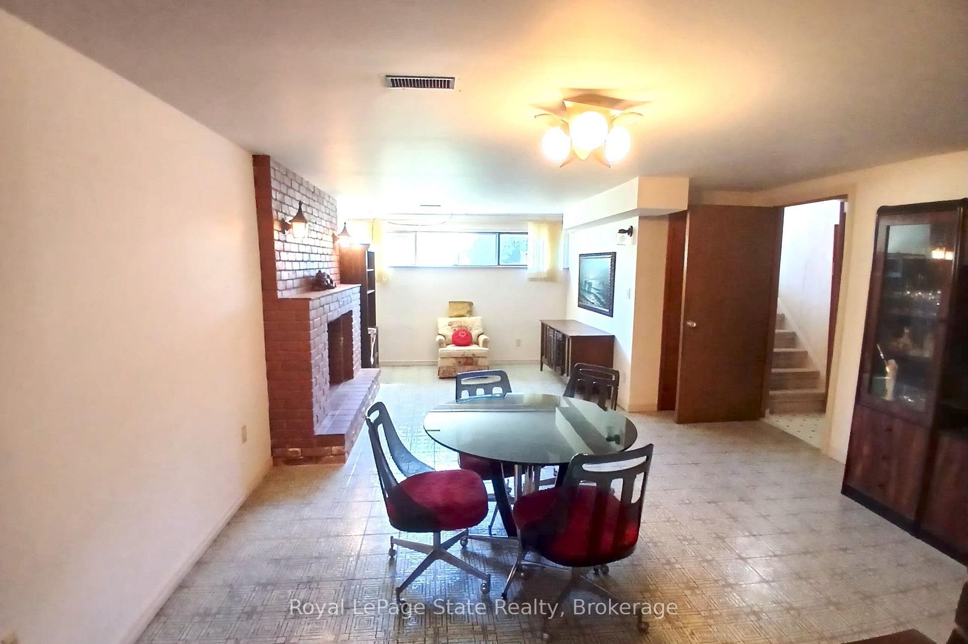 Photo 19 of 118 Craigroyston Road, Hamilton, Glenview — HOMEH