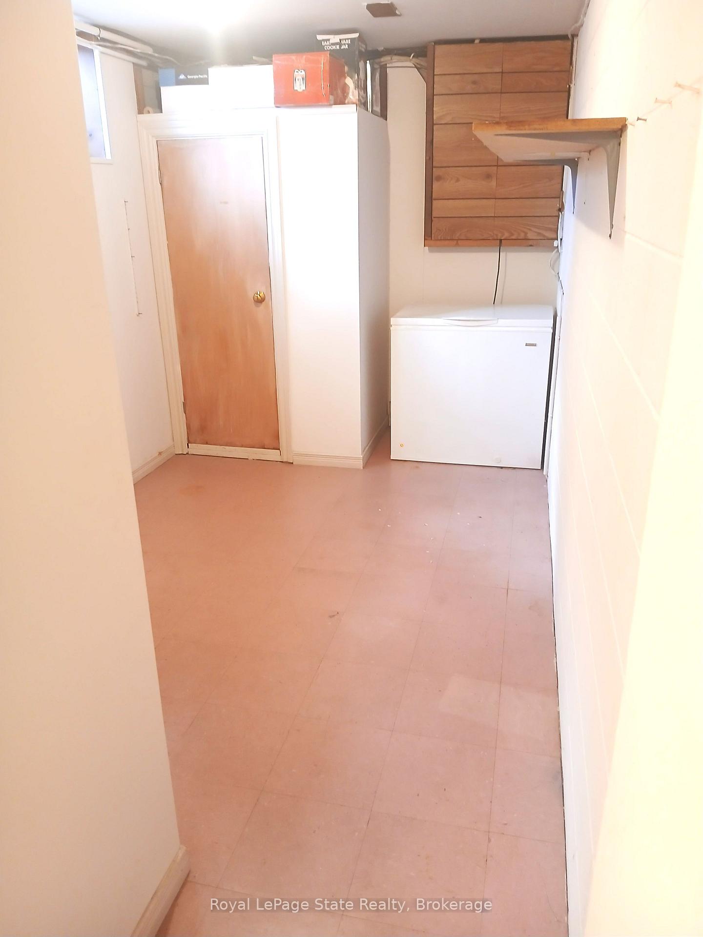Photo 23 of 118 Craigroyston Road, Hamilton, Glenview — HOMEH