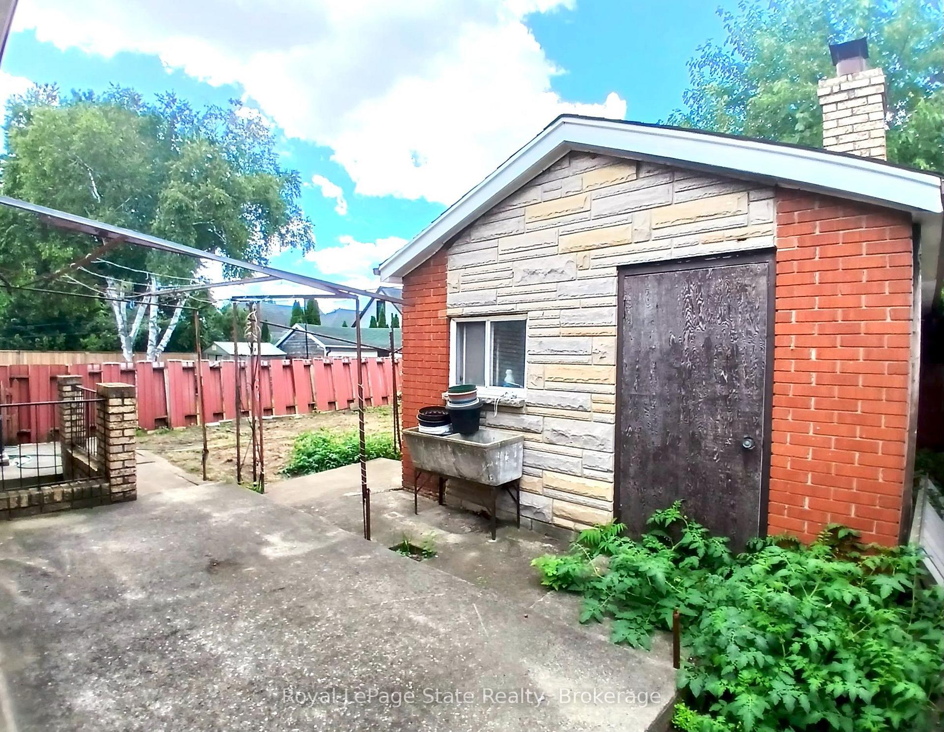 Photo 31 of 118 Craigroyston Road, Hamilton, Glenview — HOMEH