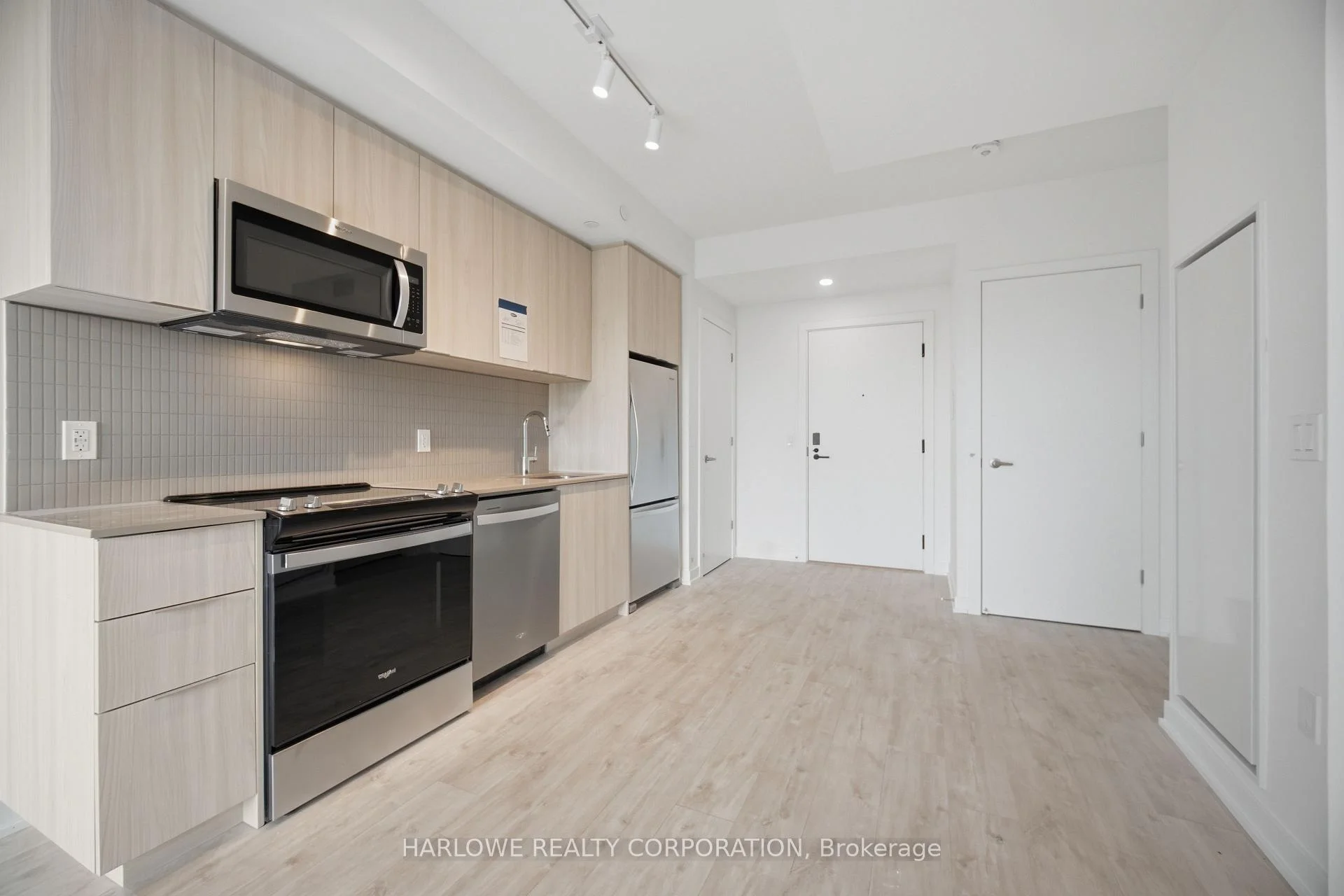 Photo 11 of Unit 617, 740 Whitlock Avenue, Milton, Cobban — HOMEH