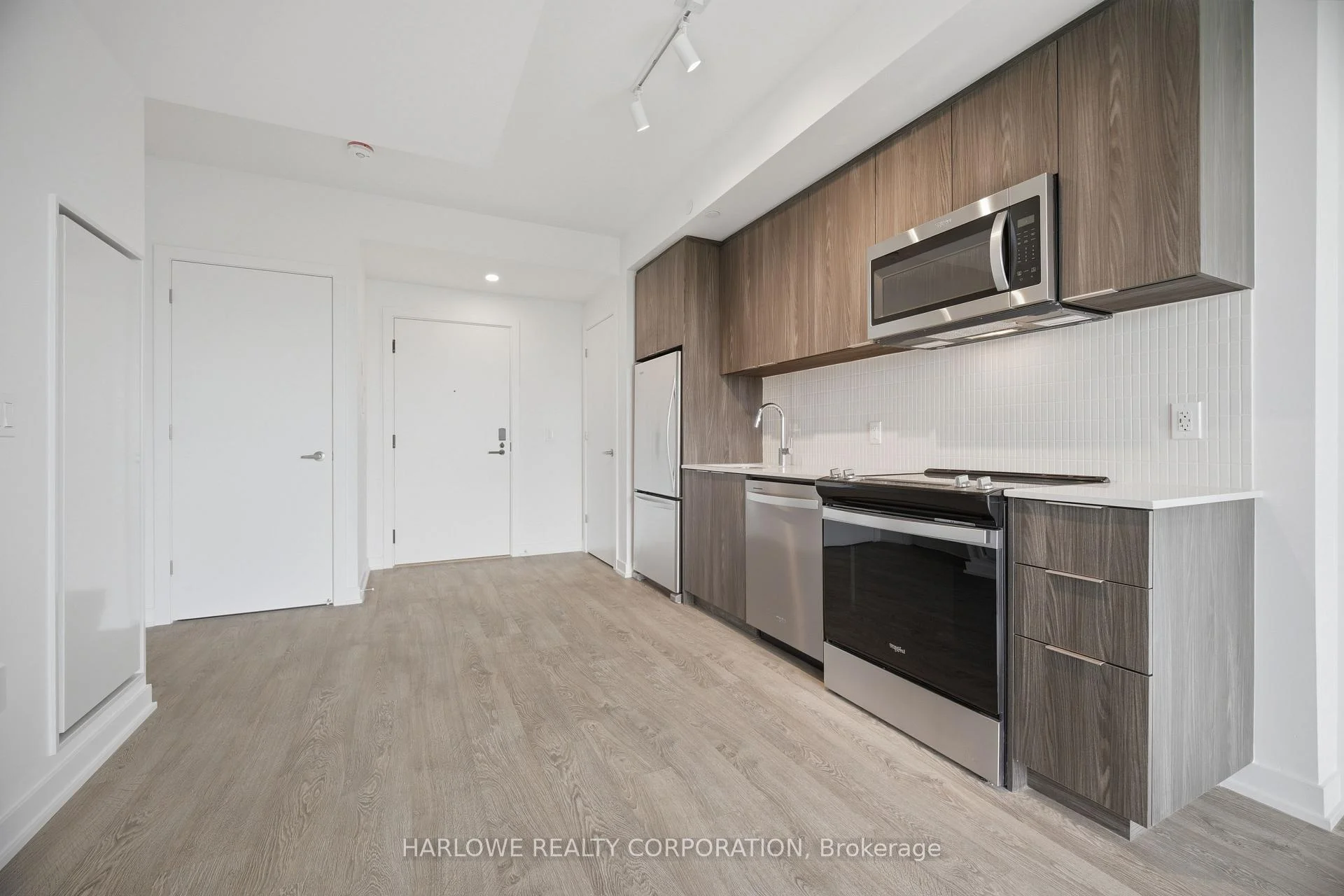Photo 48 of Unit 617, 740 Whitlock Avenue, Milton, Cobban — HOMEH