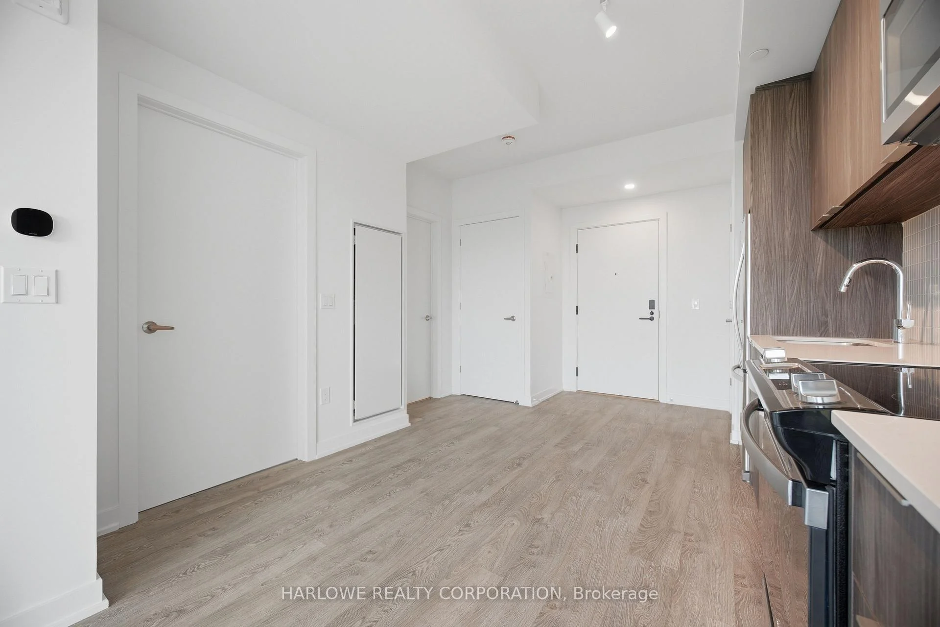 Photo 49 of Unit 617, 740 Whitlock Avenue, Milton, Cobban — HOMEH