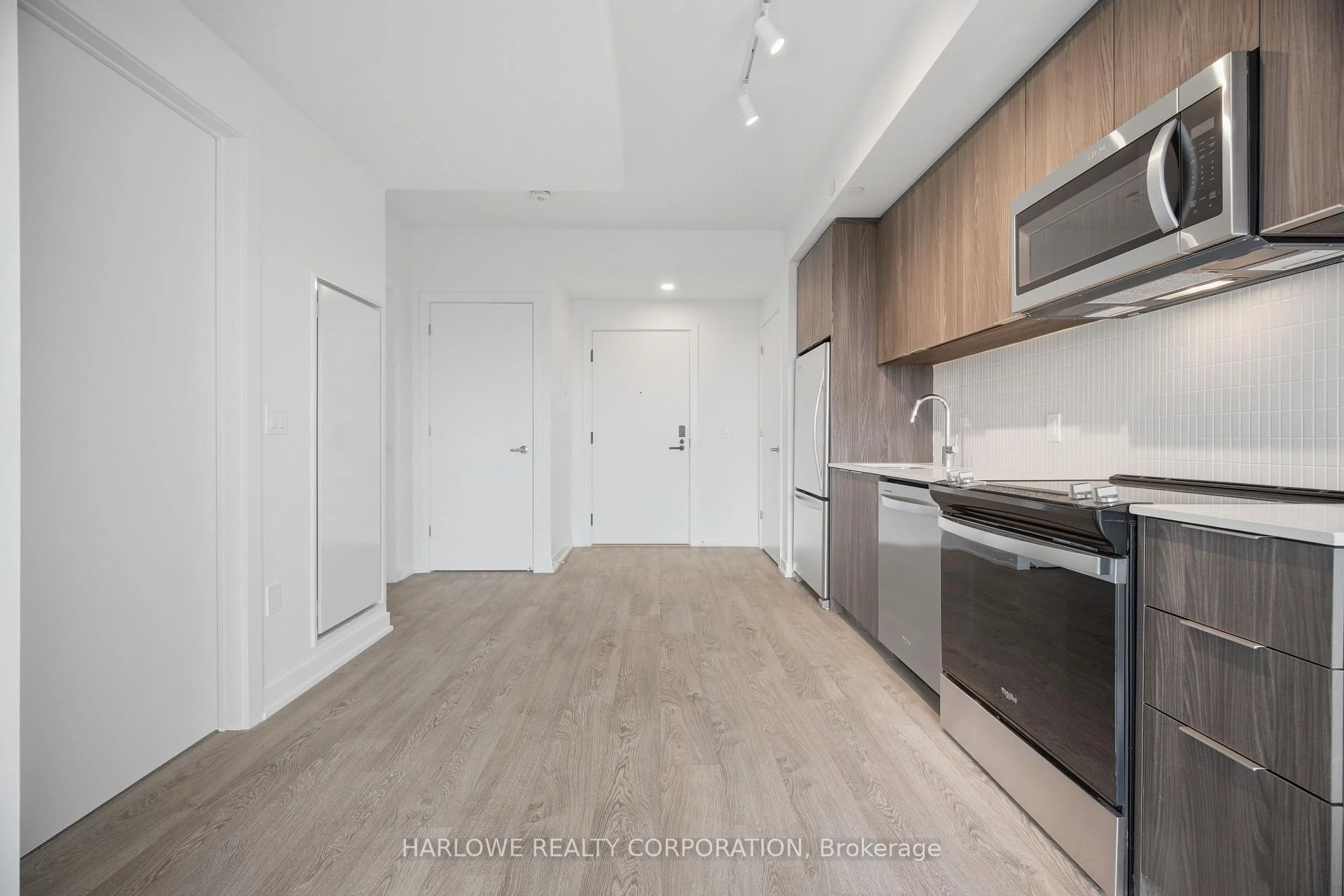 Photo 50 of Unit 617, 740 Whitlock Avenue, Milton, Cobban — HOMEH