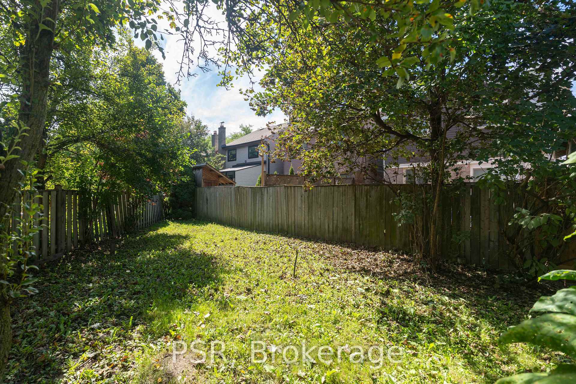 Photo 29 of 4069 Chelmsford Court, Mississauga, Creditview — HOMEH