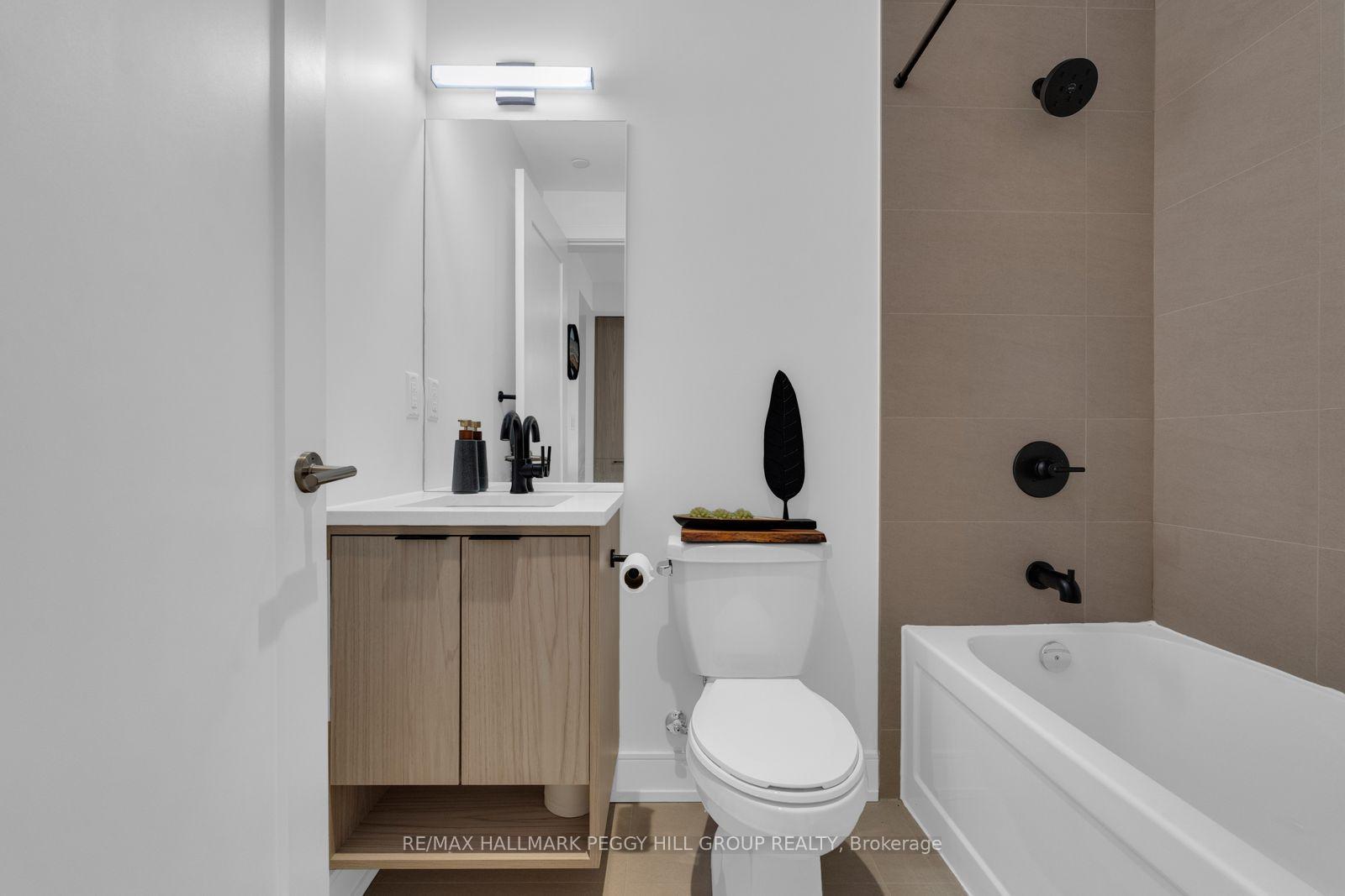 Photo 12 of Unit 305, 185 Dunlop Street E, Barrie, Lakeshore — HOMEH