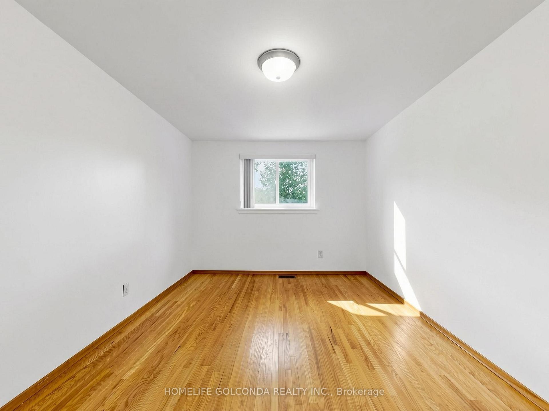 Photo 33 of 21 Grove Park Crescent, North York, Don Valley Village — HOMEH