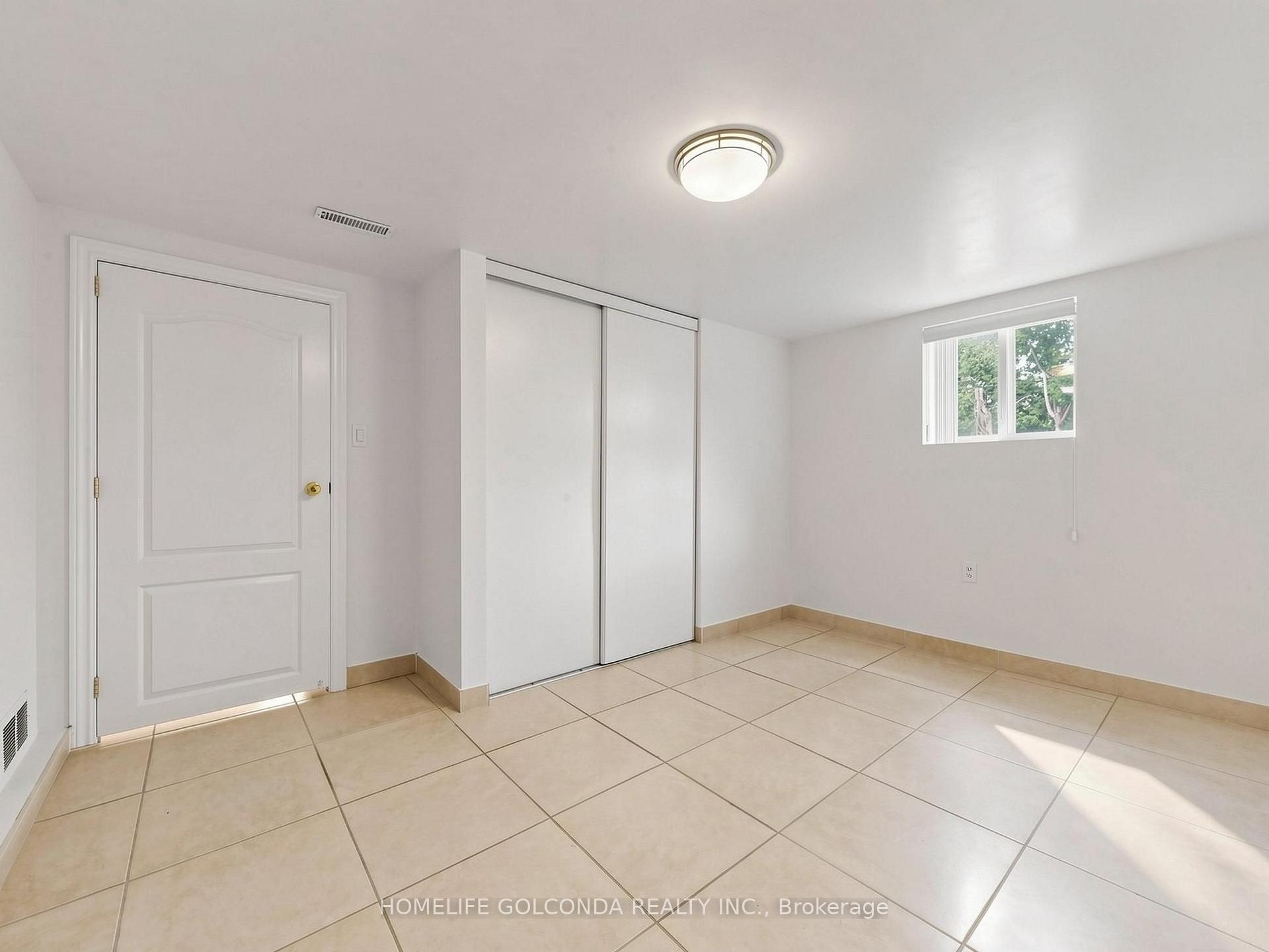 Photo 57 of 21 Grove Park Crescent, North York, Don Valley Village — HOMEH