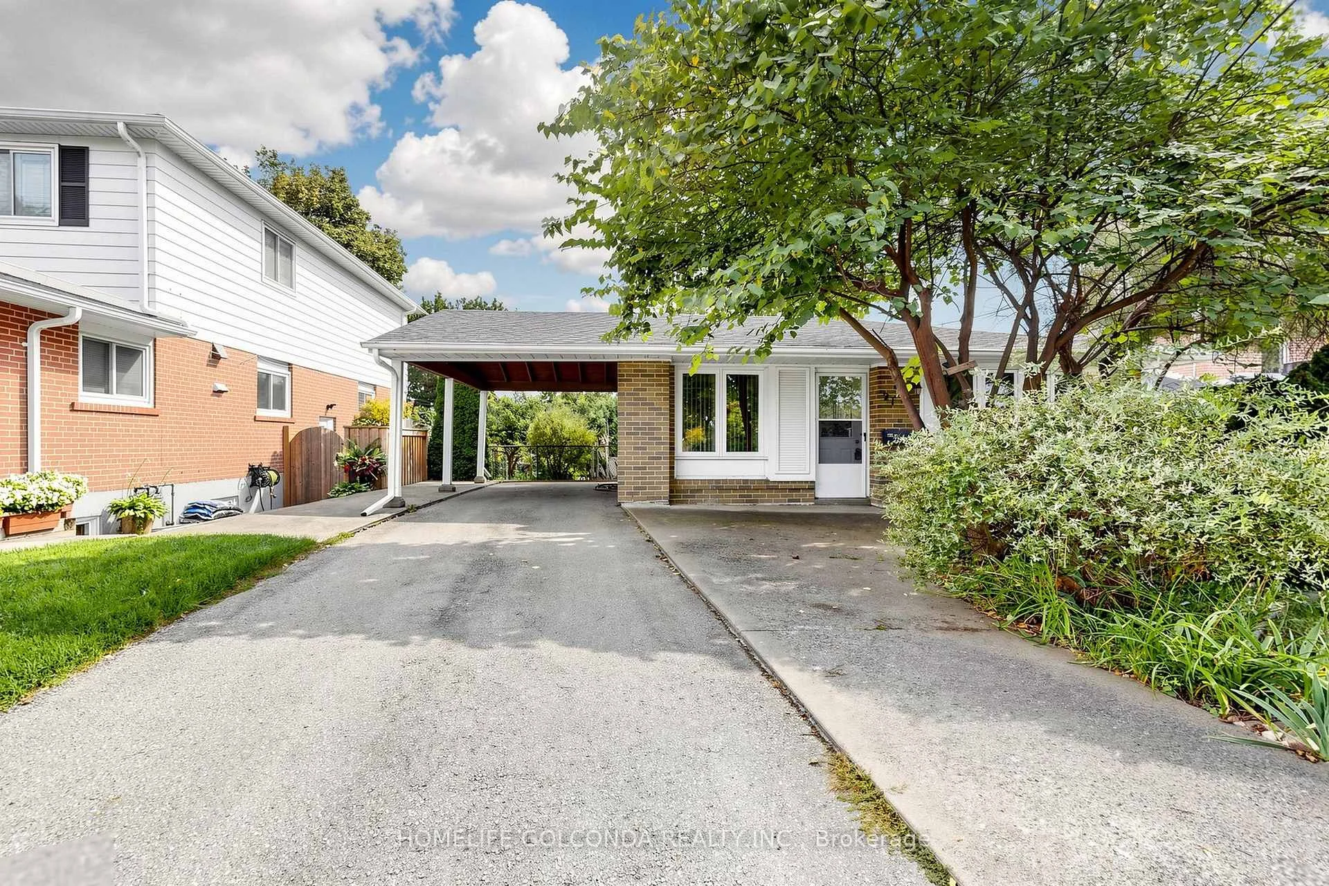 Photo 6 of 21 Grove Park Crescent, North York, Don Valley Village — HOMEH