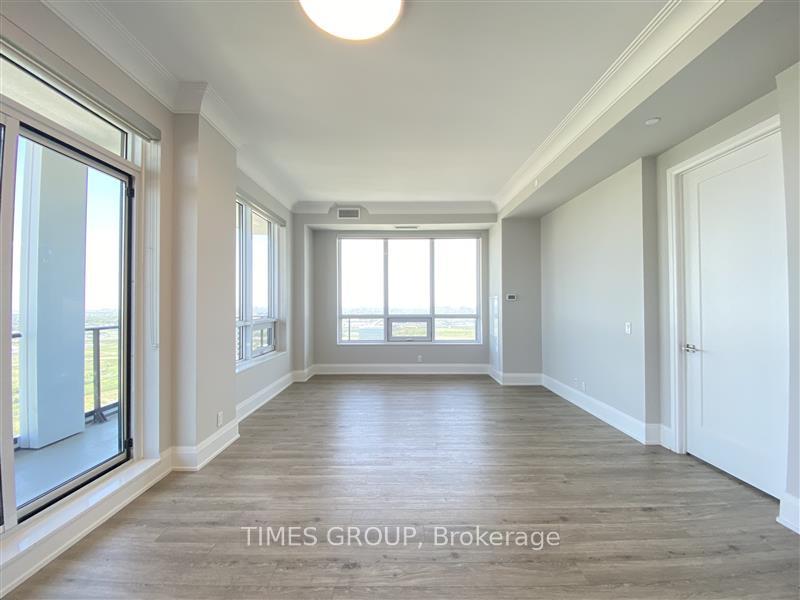 Photo 5 of Unit LPH01, 8 Water Walk, Markham, Unionville — HOMEH