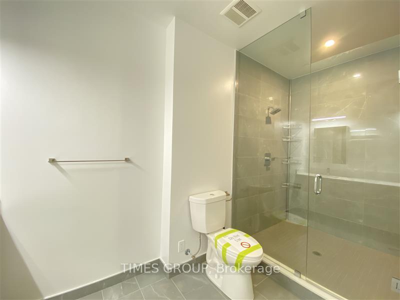Photo 12 of Unit LPH01, 8 Water Walk, Markham, Unionville — HOMEH