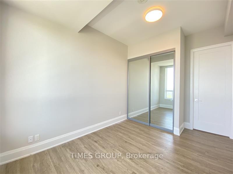 Photo 20 of Unit LPH01, 8 Water Walk, Markham, Unionville — HOMEH
