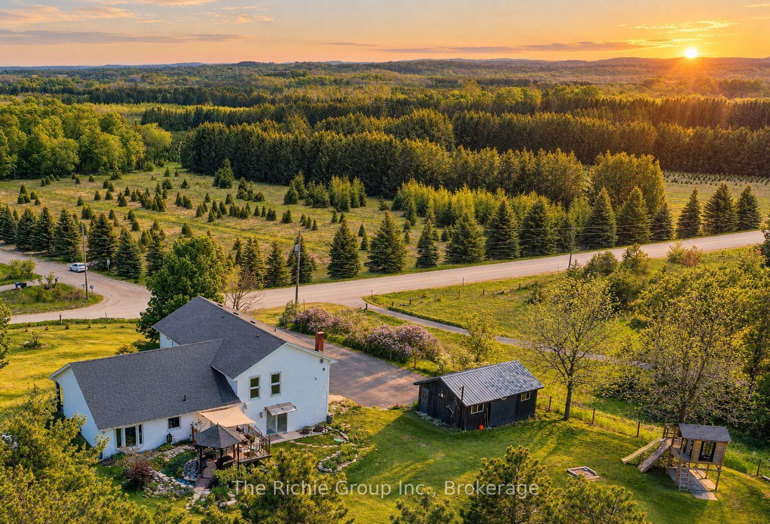 Photo of 994490 Mono-Adjala Townline