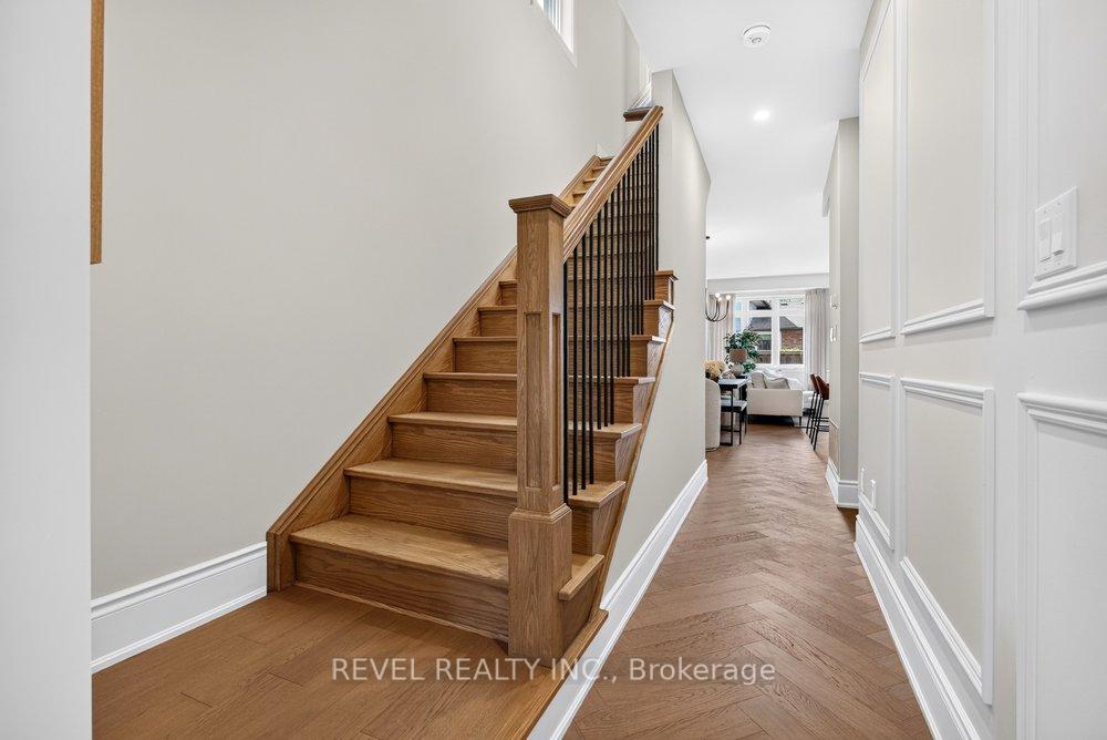 Photo 10 of 3173 Maplehill Drive, Burlington, Roseland — HOMEH