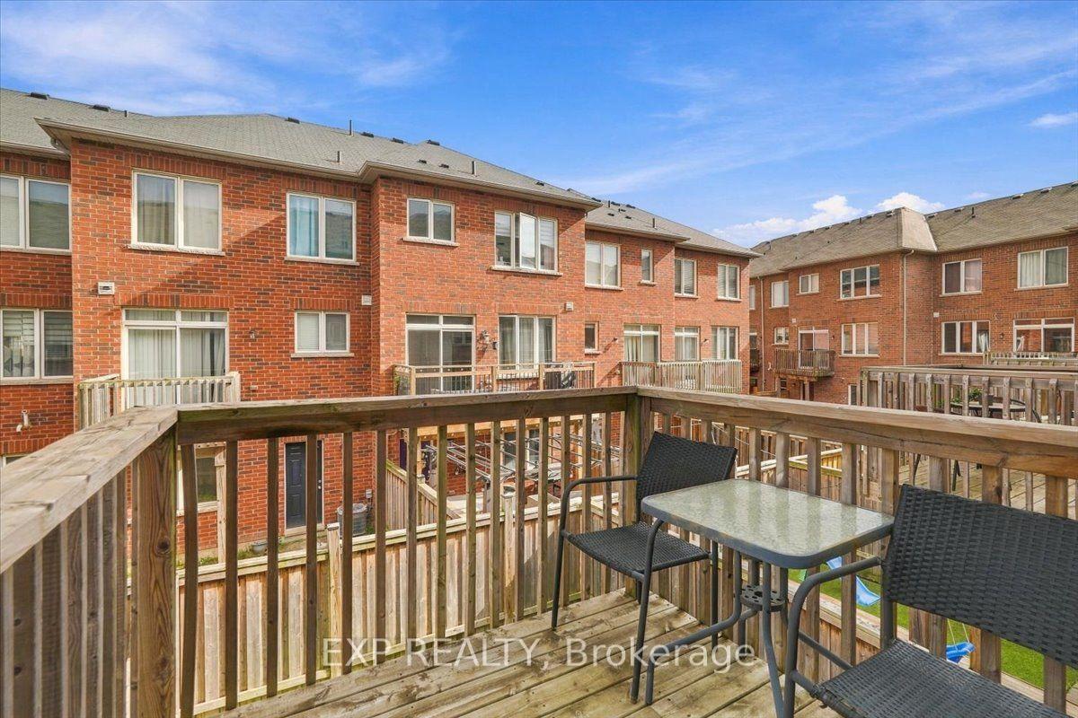 Photo 19 of 27 Rockbrook Trail, Brampton, Northwest Brampton — HOMEH