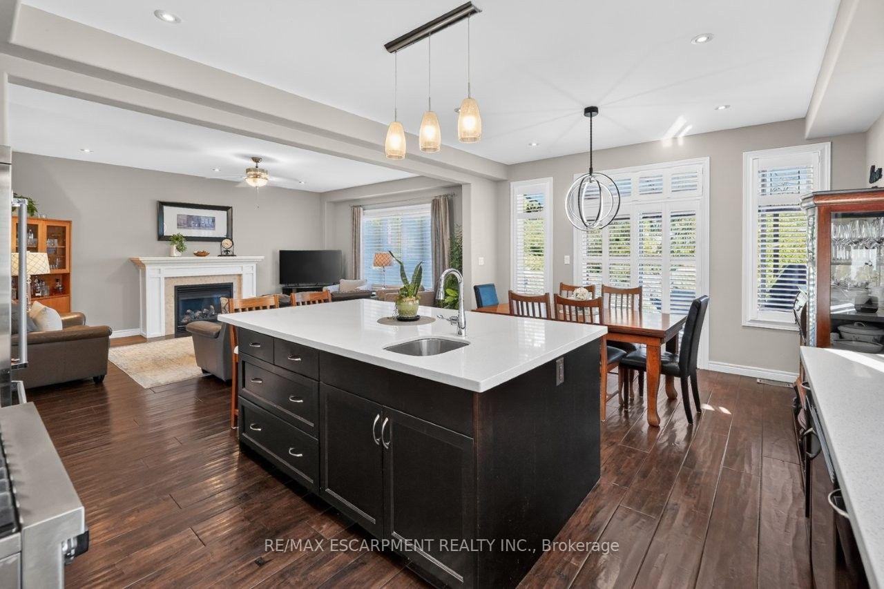 Photo 11 of 4453 Comfort Crescent, Lincoln, Beamsville — HOMEH