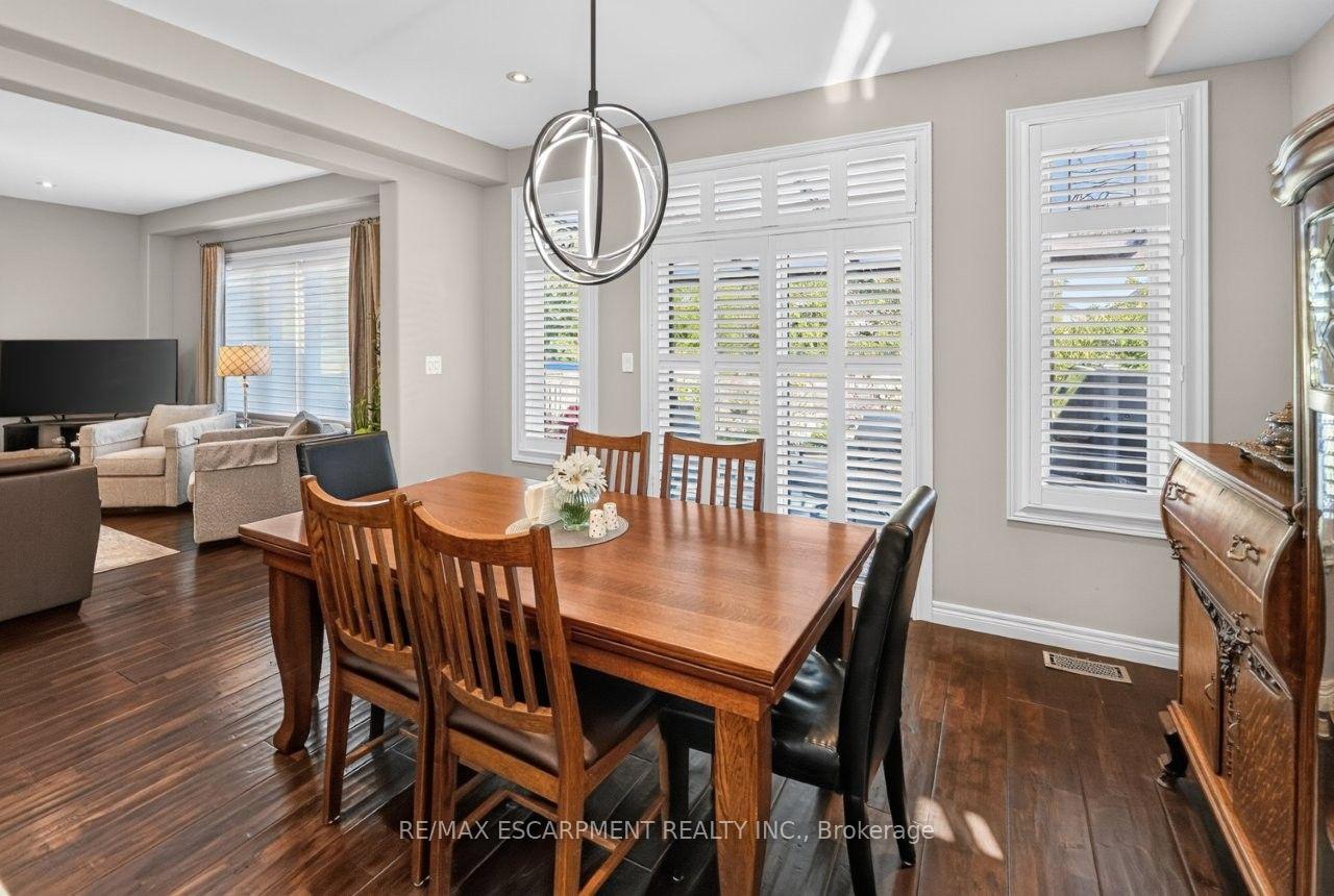 Photo 12 of 4453 Comfort Crescent, Lincoln, Beamsville — HOMEH