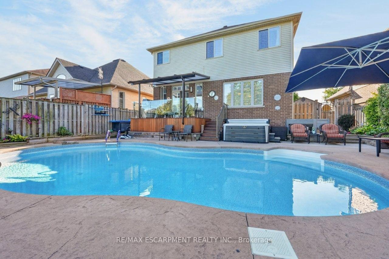Photo 13 of 4453 Comfort Crescent, Lincoln, Beamsville — HOMEH