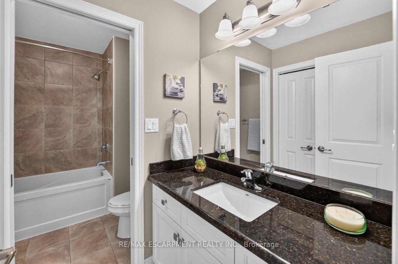 Photo 24 of 4453 Comfort Crescent, Lincoln, Beamsville — HOMEH