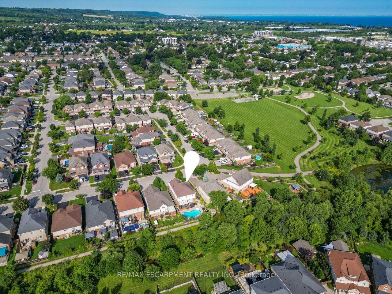 Photo 33 of 4453 Comfort Crescent, Lincoln, Beamsville — HOMEH