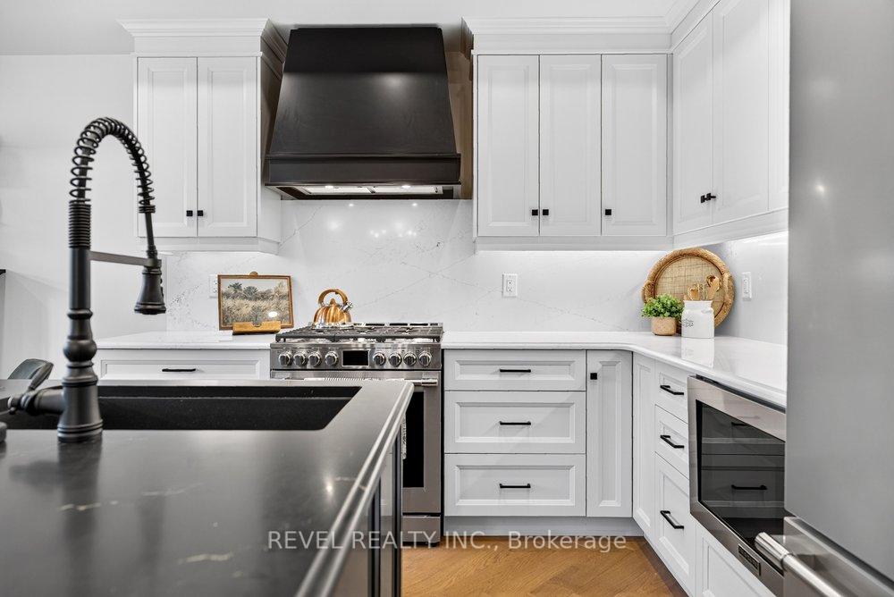 Photo 12 of 3175 Maplehill Drive, Burlington, Roseland — HOMEH
