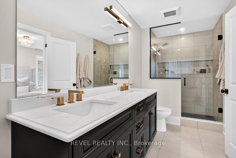 Photo 33 of 3175 Maplehill Drive, Burlington, Roseland — HOMEH