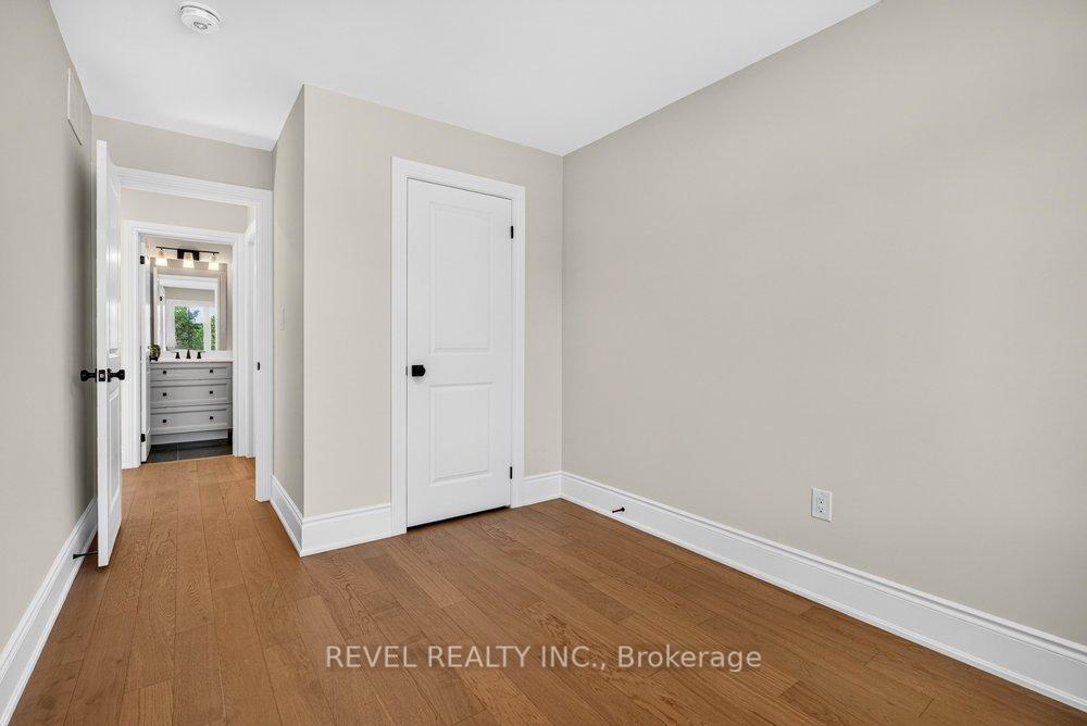 Photo 39 of 3175 Maplehill Drive, Burlington, Roseland — HOMEH