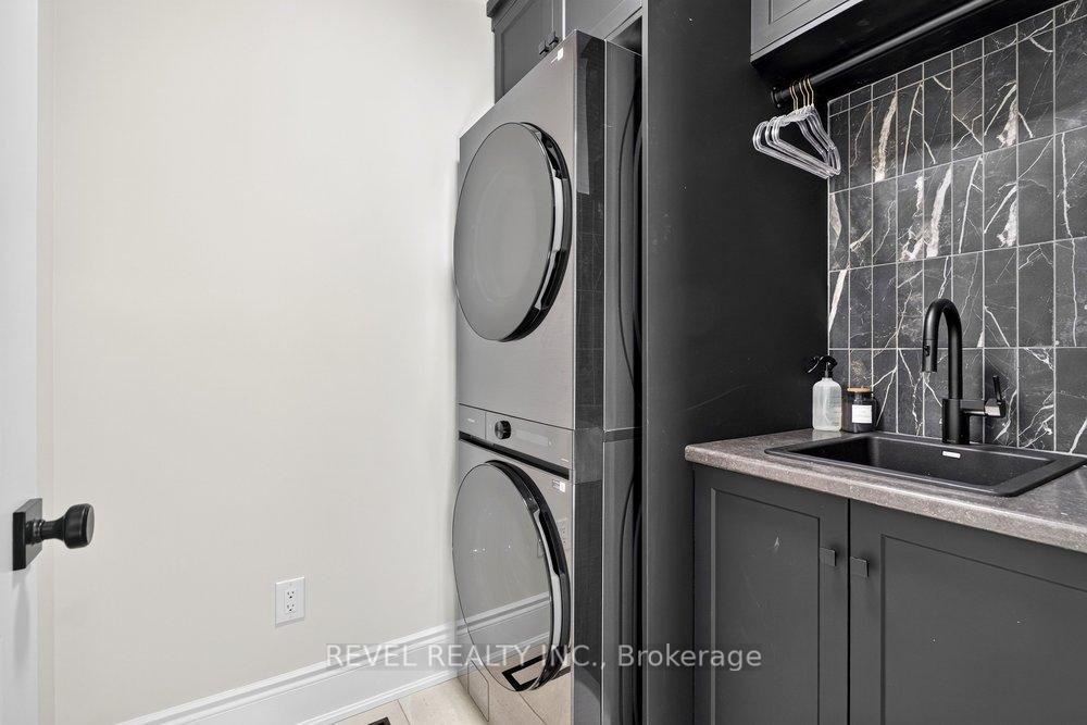 Photo 43 of 3175 Maplehill Drive, Burlington, Roseland — HOMEH