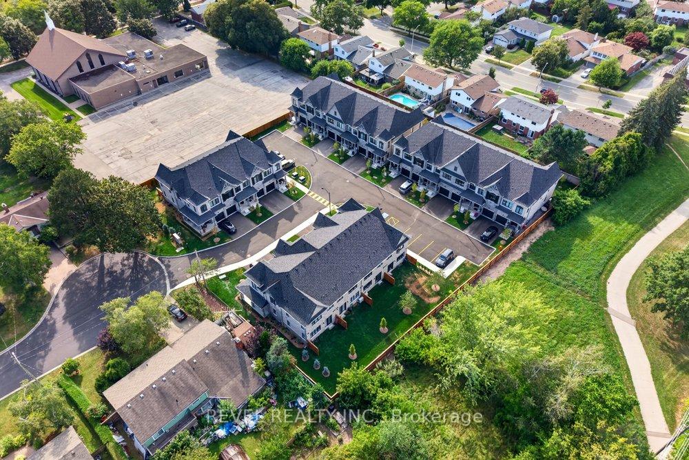 Photo 45 of 3175 Maplehill Drive, Burlington, Roseland — HOMEH