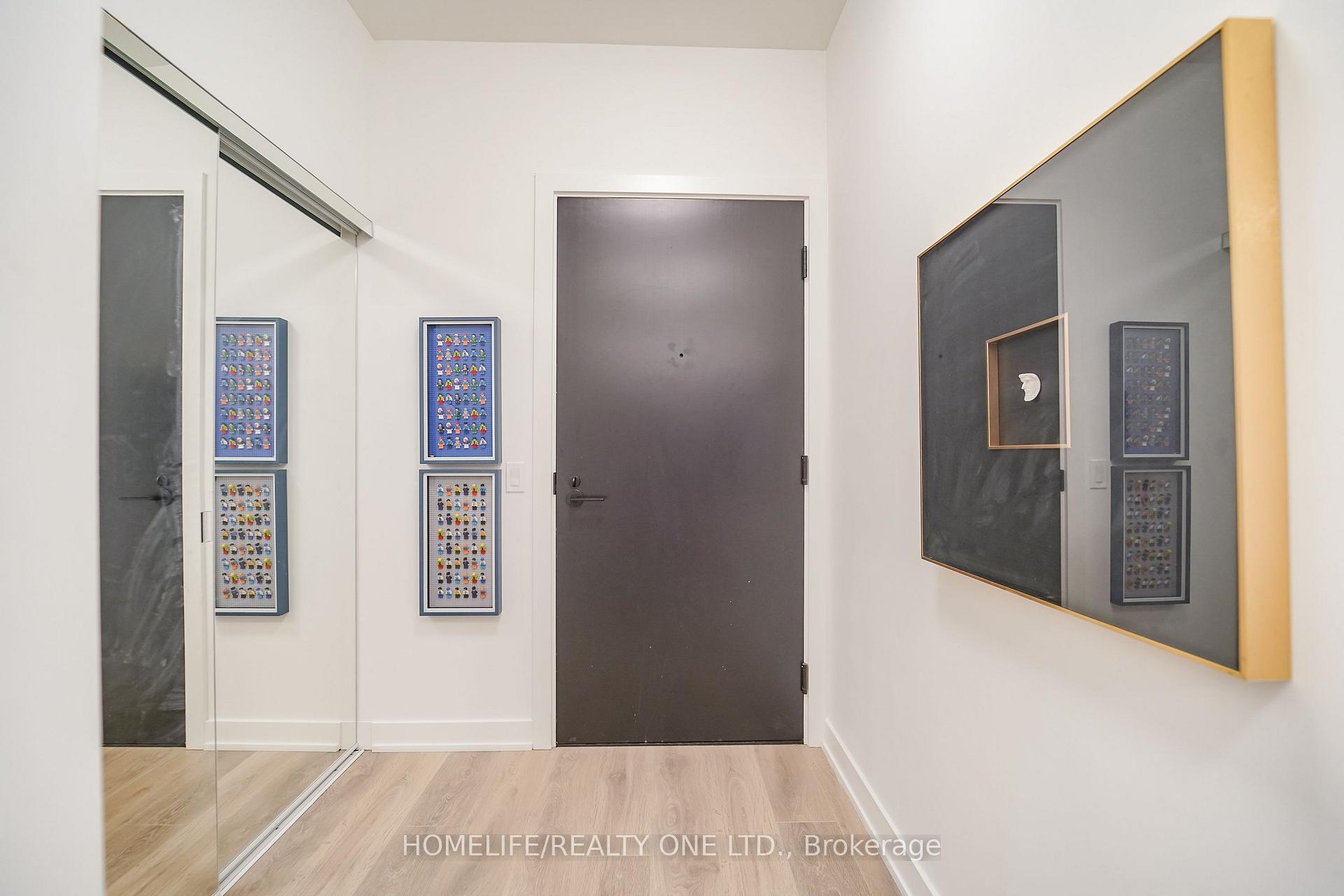Photo 2 of Unit 1111, 117 Broadway Avenue, Toronto, Mount Pleasant West — HOMEH