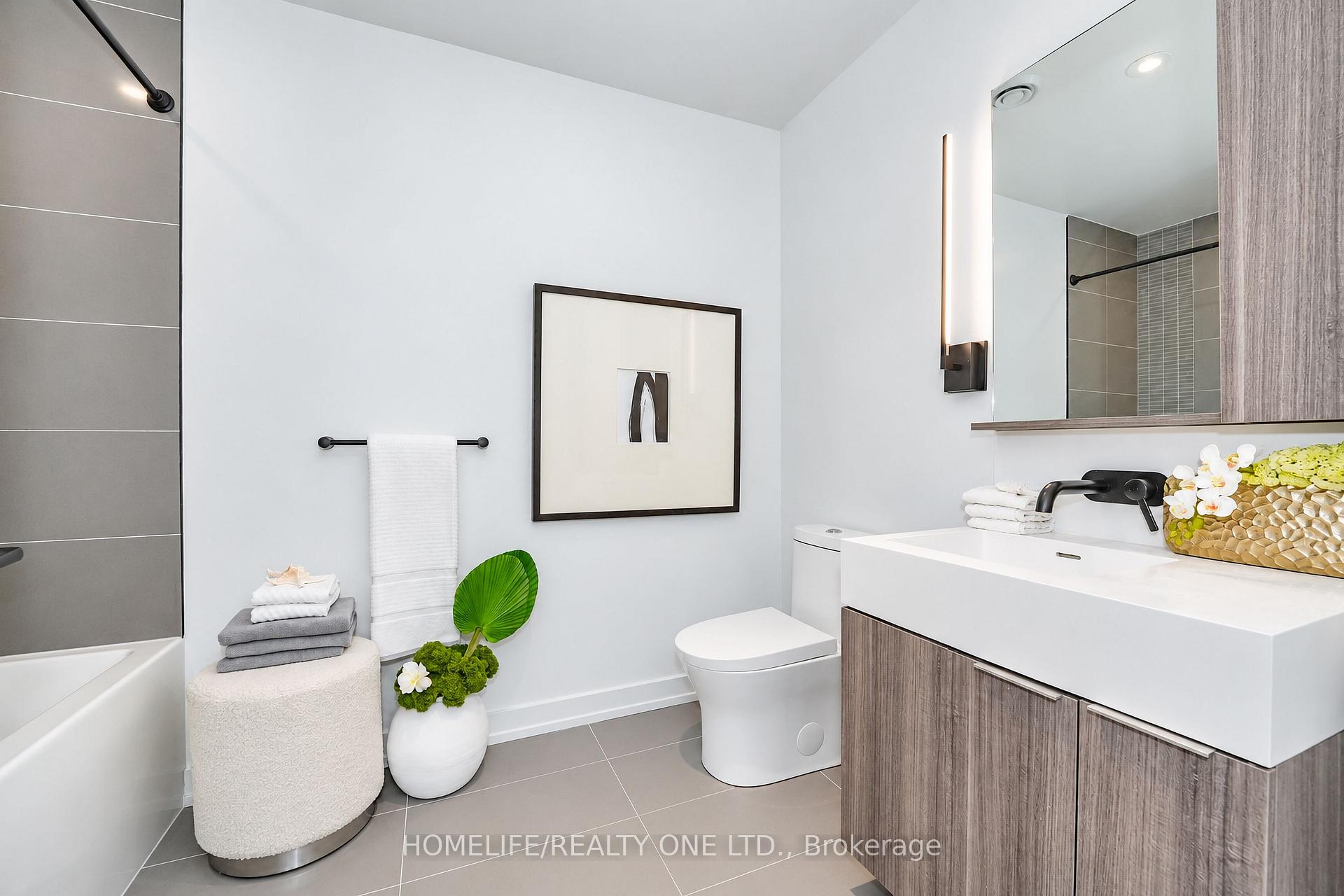 Photo 15 of Unit 1111, 117 Broadway Avenue, Toronto, Mount Pleasant West — HOMEH