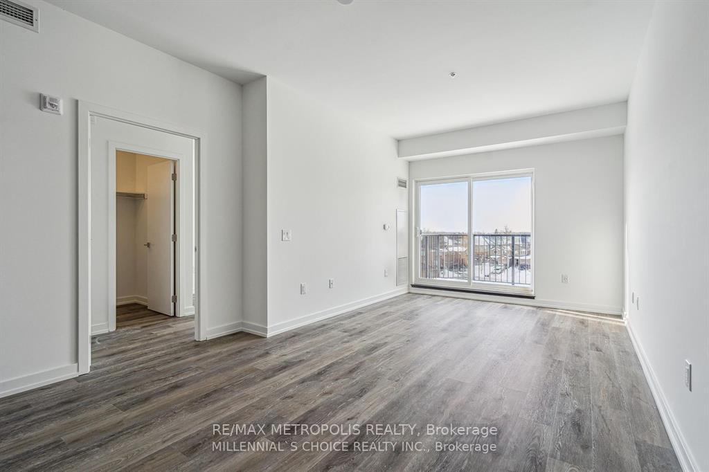 Photo 5 of Unit 422, 430 Essa Road, Barrie, Holly — HOMEH