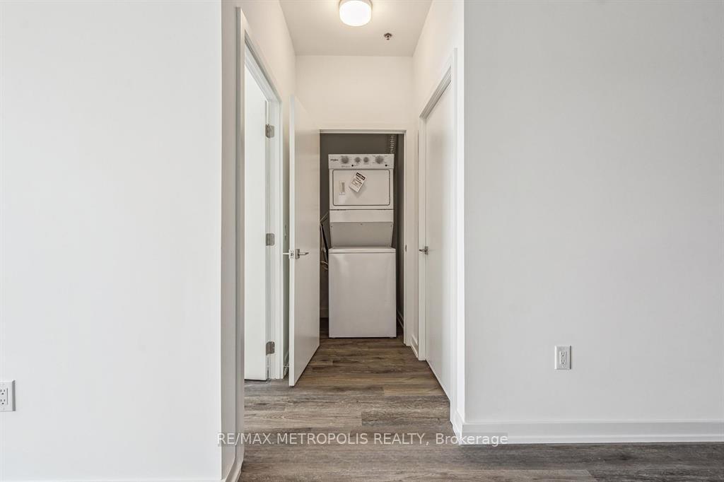 Photo 21 of Unit 422, 430 Essa Road, Barrie, Holly — HOMEH