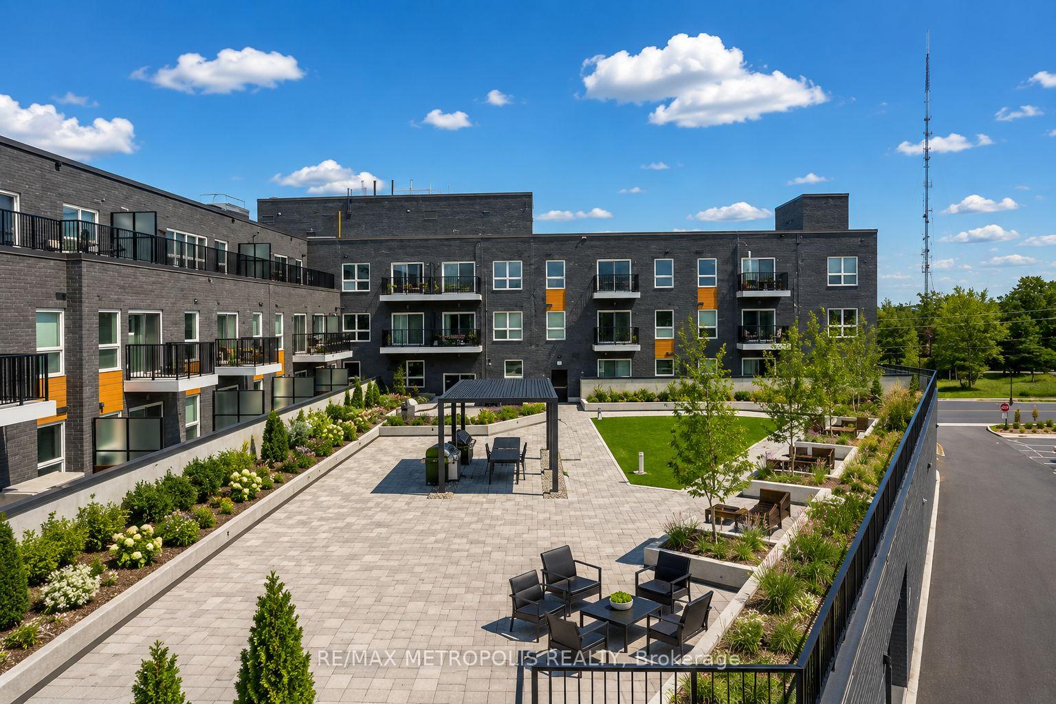 Photo 28 of Unit 422, 430 Essa Road, Barrie, Holly — HOMEH