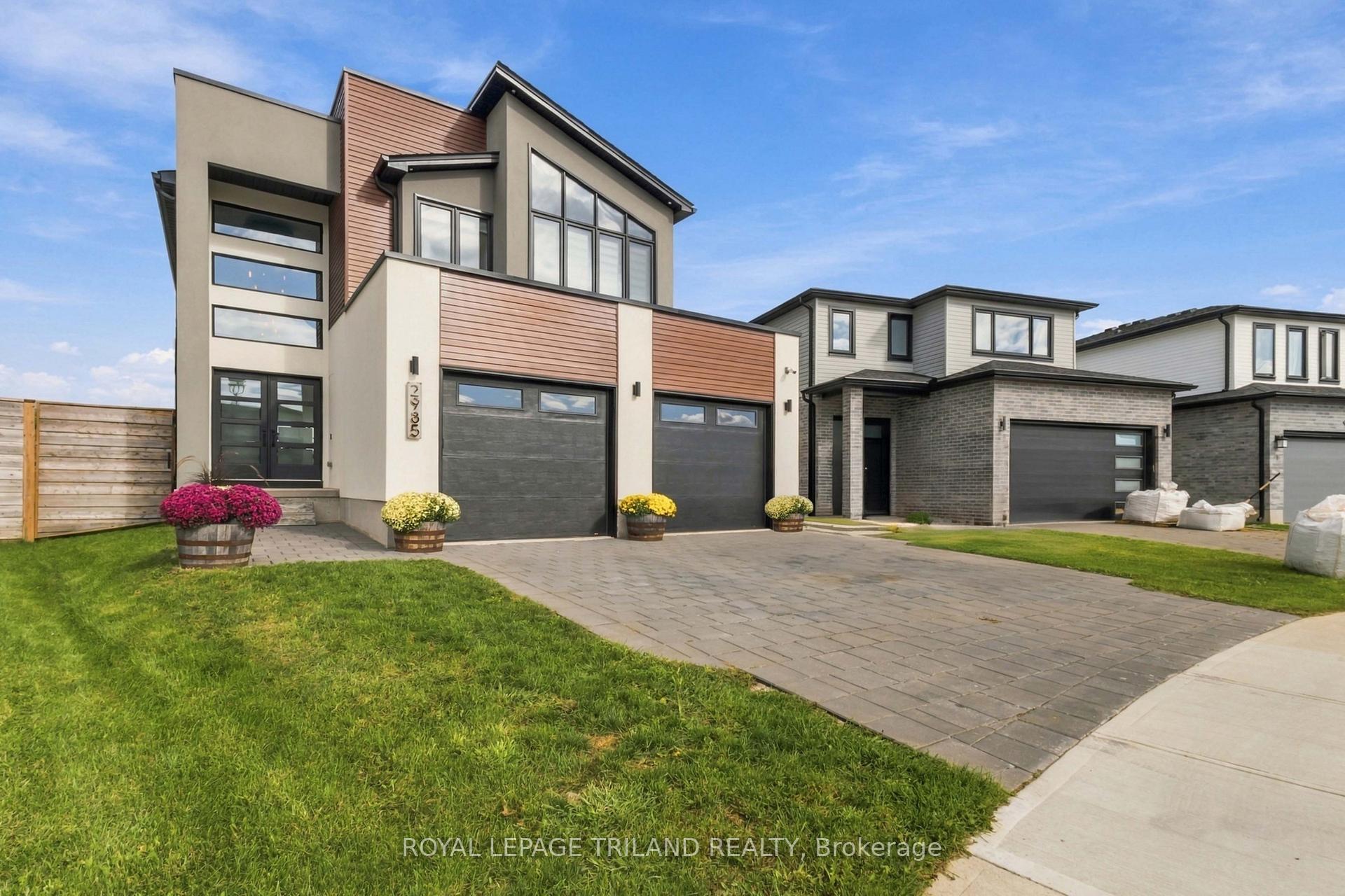 Photo 7 of 2985 Heardcreek Trail, London, North S — HOMEH