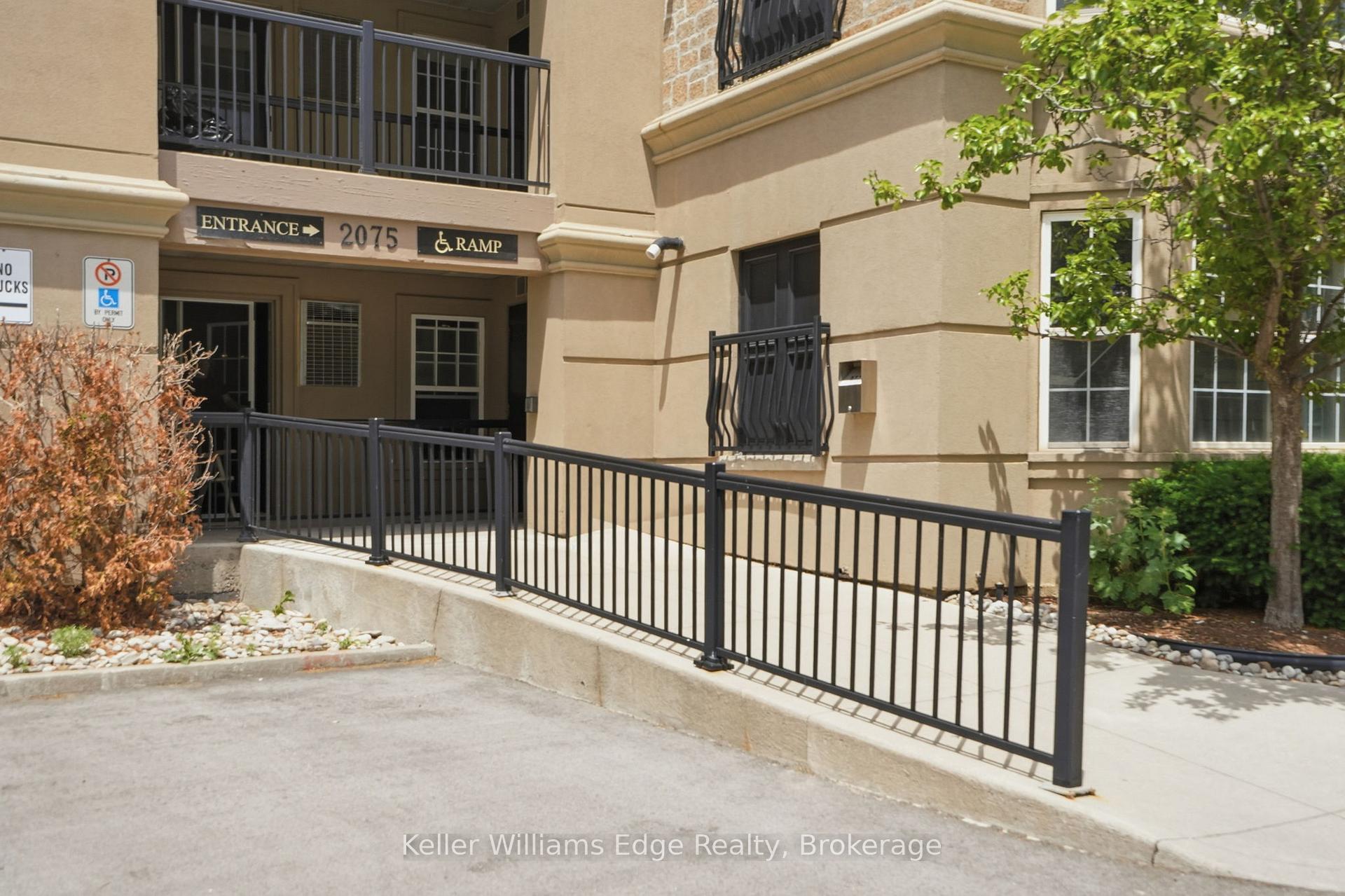 Photo 3 of Unit 406, 2075 Appleby Line, Burlington, Uptown — HOMEH