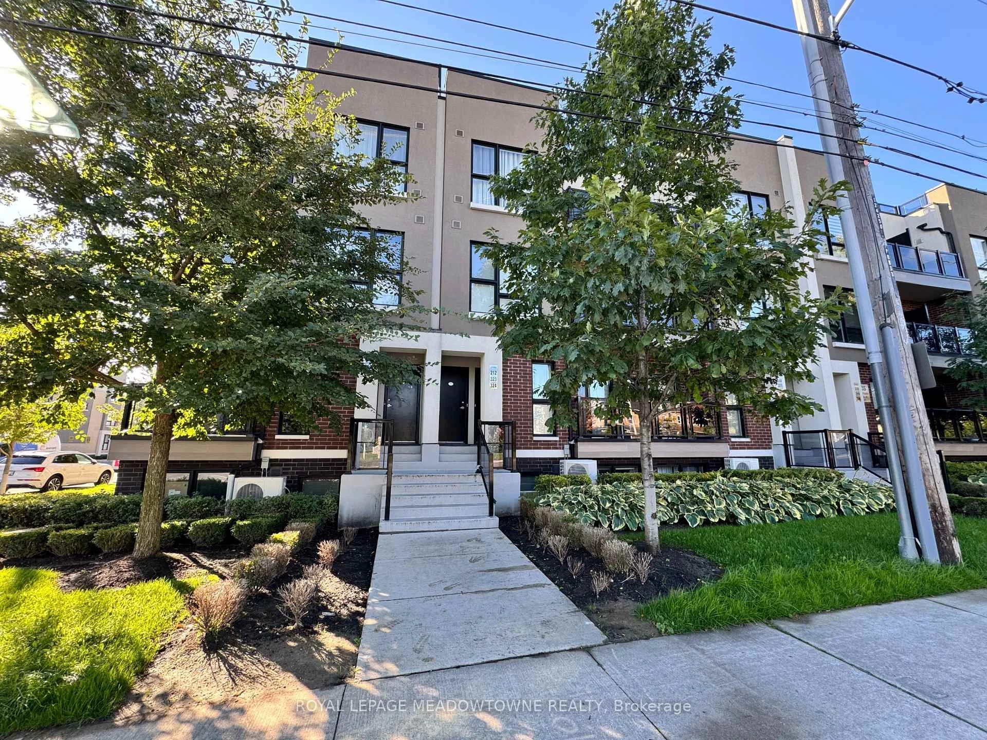 Front of Unit 324, 8835 Sheppard Avenue E