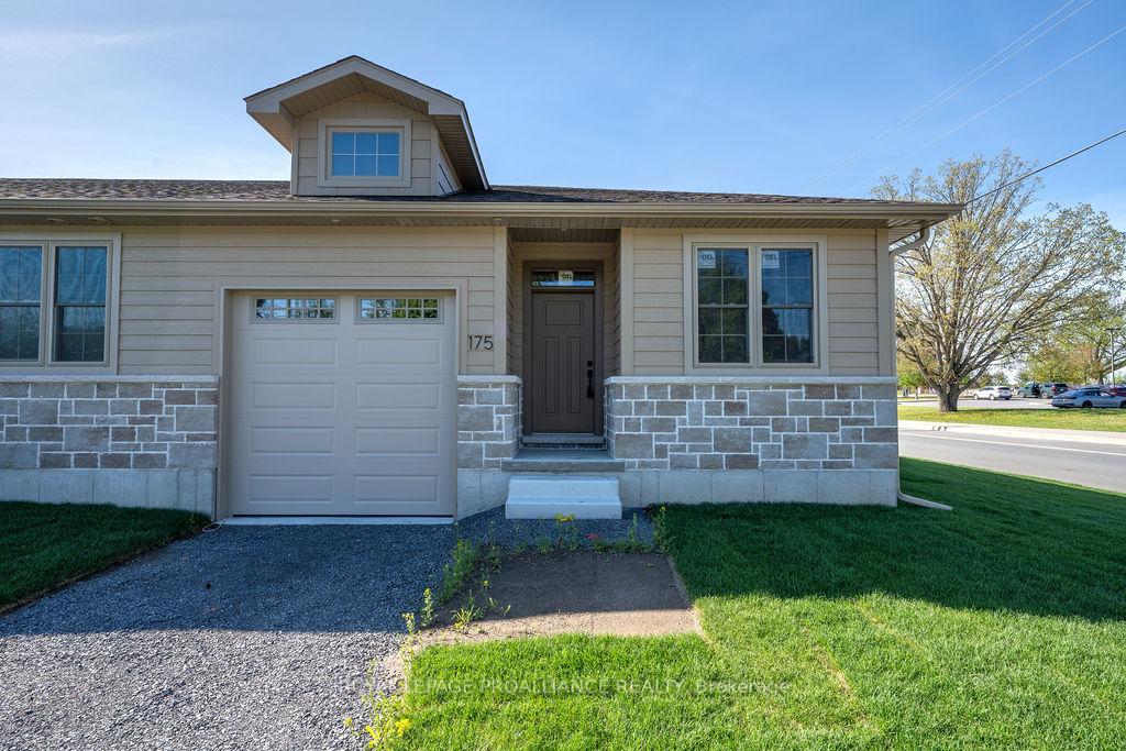Photo 6 of 175 Pomeroy Avenue, Tweed, Tweed (Village) — HOMEH