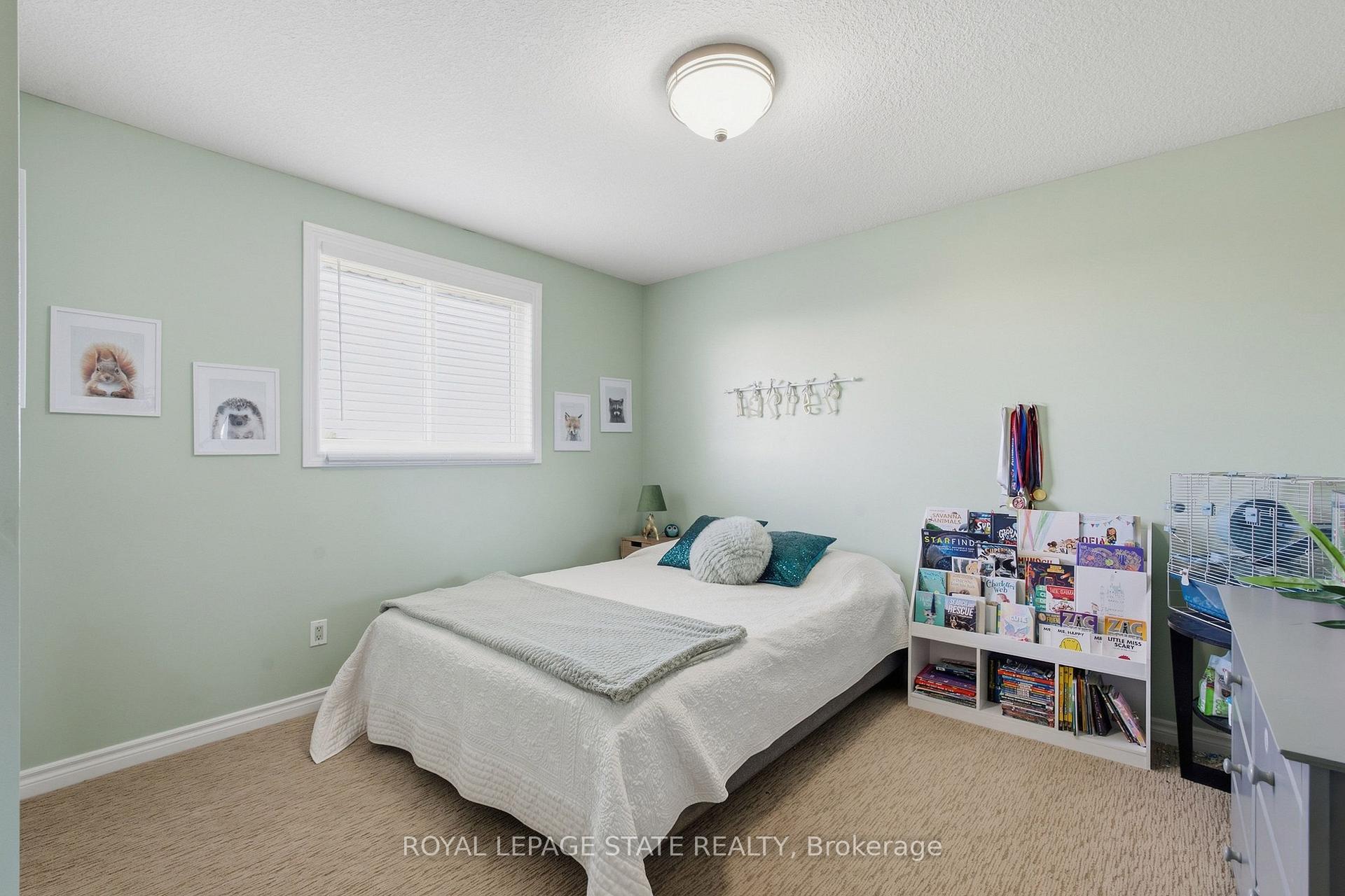 Photo 23 of 139 Stoneglen Way, Hamilton, Mount Hope — HOMEH