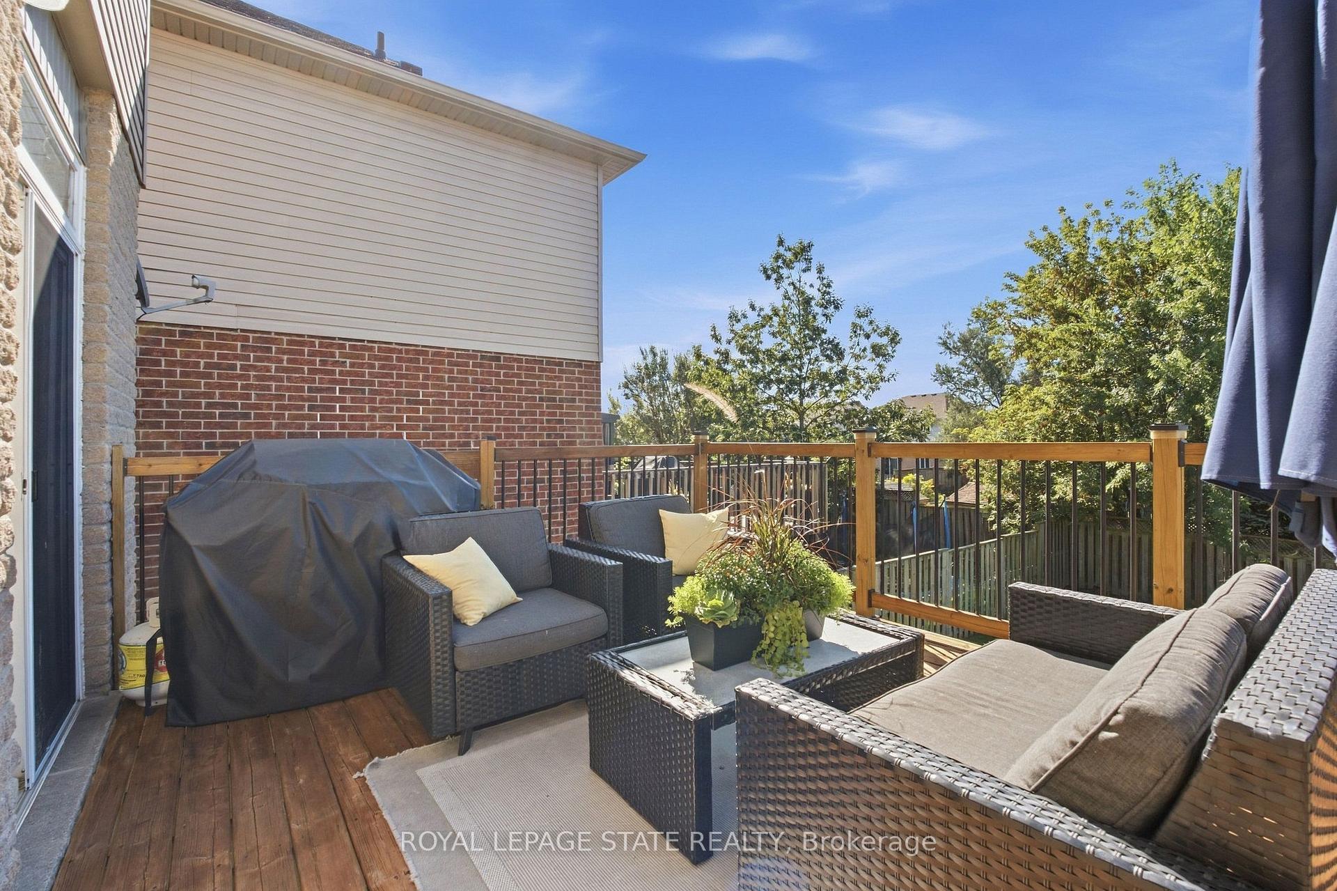 Photo 38 of 139 Stoneglen Way, Hamilton, Mount Hope — HOMEH